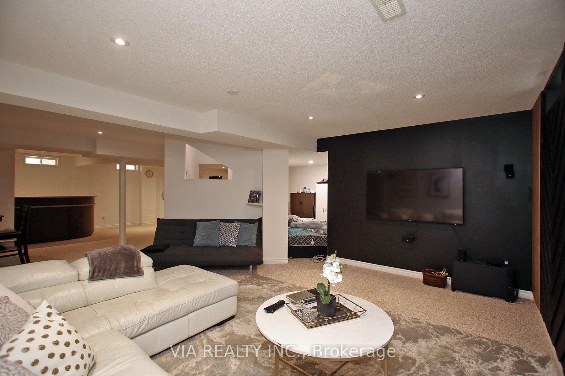 Photo 22 of 1533 Skyview Street, Oshawa, Taunton — HOMEH