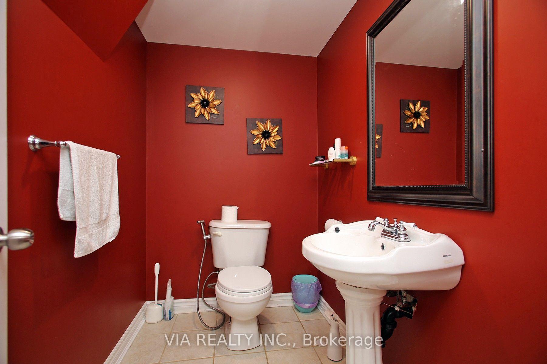 Photo 25 of 1533 Skyview Street, Oshawa, Taunton — HOMEH