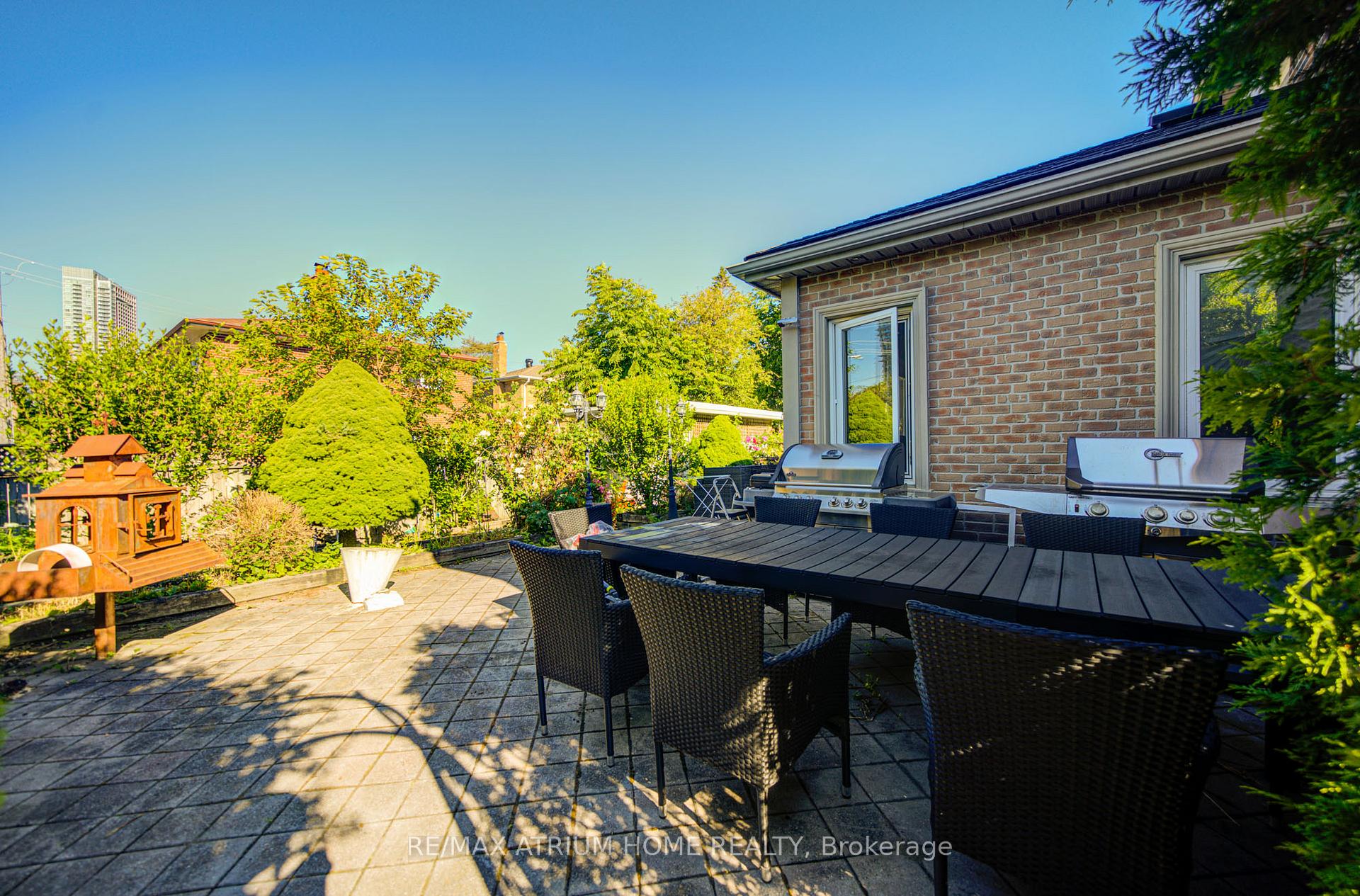 Photo 30 of 8 Patrick Boulevard, North York, Pleasant View — HOMEH