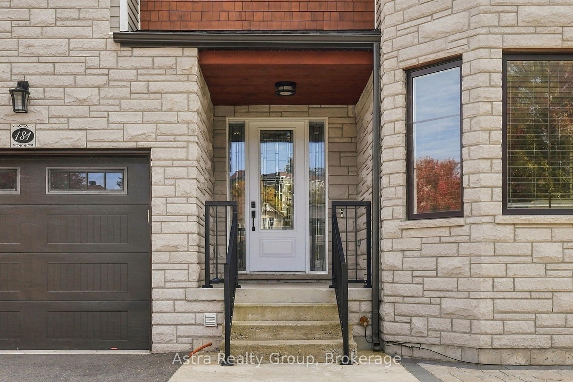 Photo 3 of 181 Anglo Street, Bracebridge — HOMEH