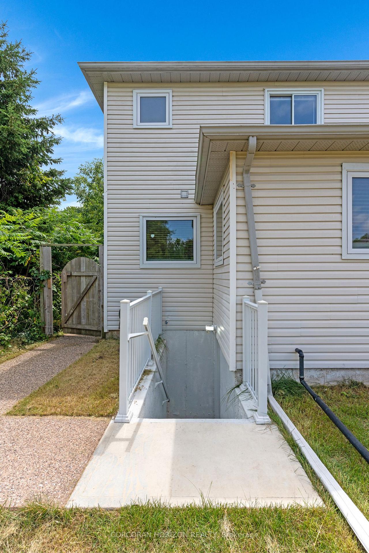 Photo 49 of 62 Glenvalley Drive, Cambridge, Clemens Mills/Saginaw — HOMEH
