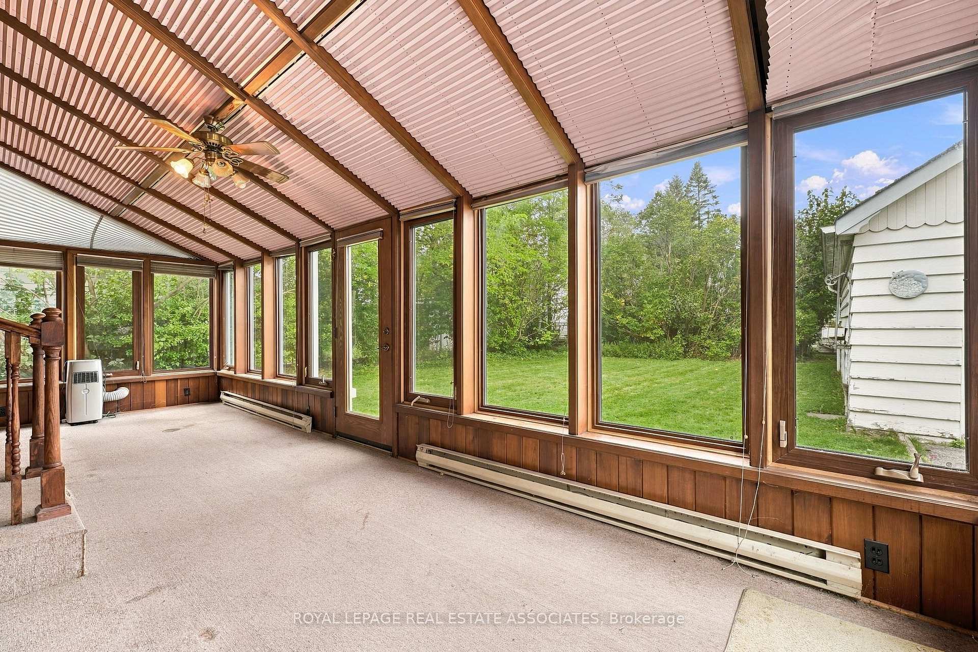 Photo 19 of 989 Pelham Avenue, Mississauga, Lakeview — HOMEH