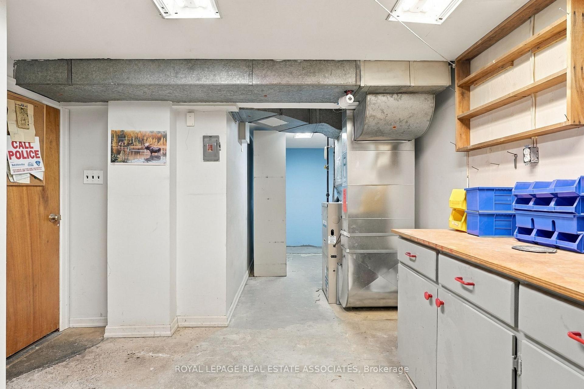 Photo 30 of 989 Pelham Avenue, Mississauga, Lakeview — HOMEH