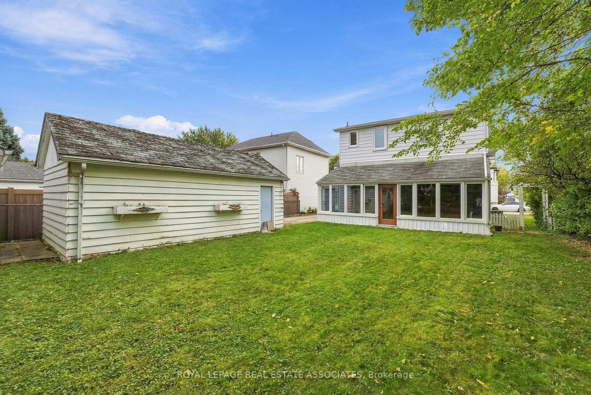Photo 33 of 989 Pelham Avenue, Mississauga, Lakeview — HOMEH