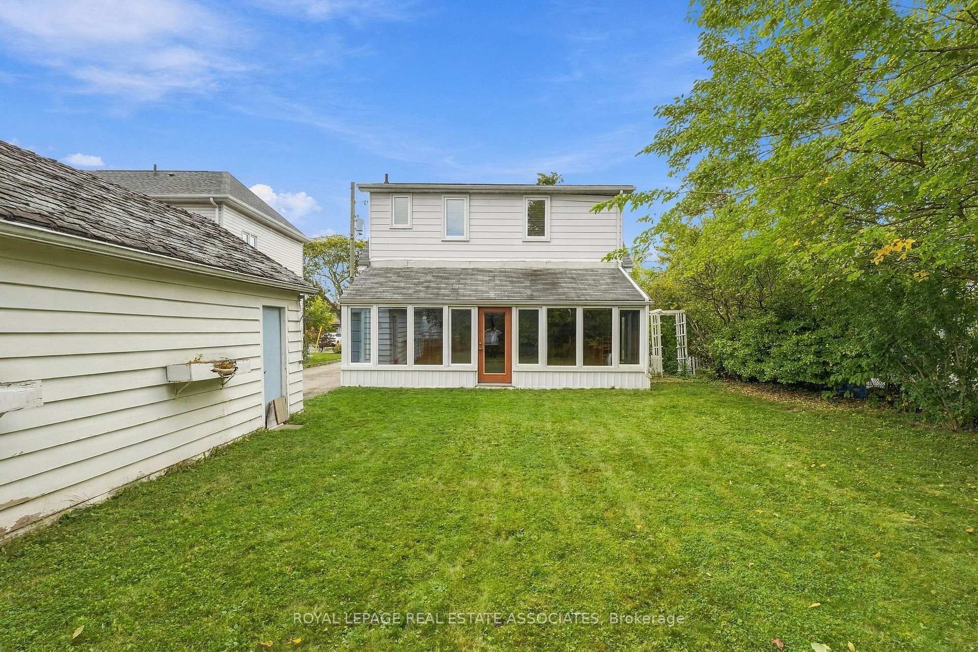 Photo 34 of 989 Pelham Avenue, Mississauga, Lakeview — HOMEH