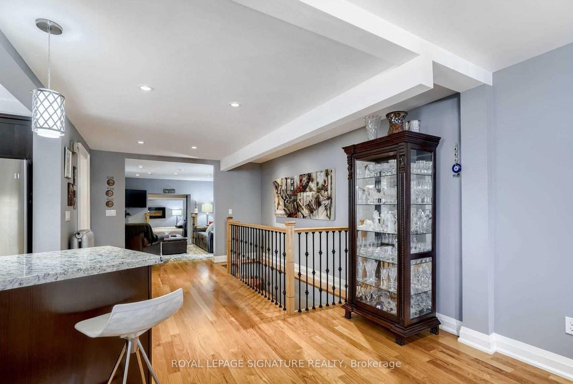 Photo 5 of 23 Abbs Street, Toronto, Roncesvalles — HOMEH