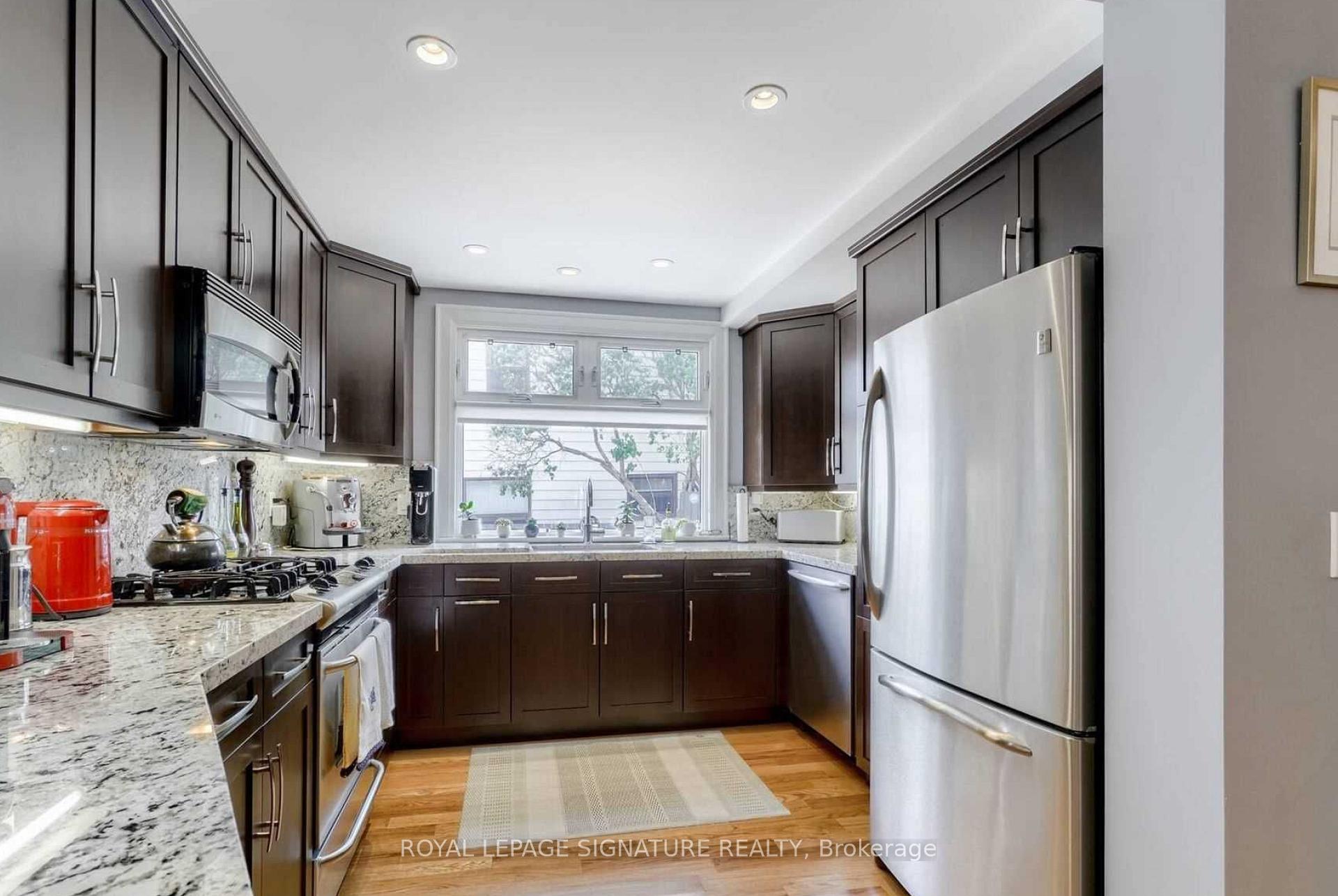 Photo 6 of 23 Abbs Street, Toronto, Roncesvalles — HOMEH