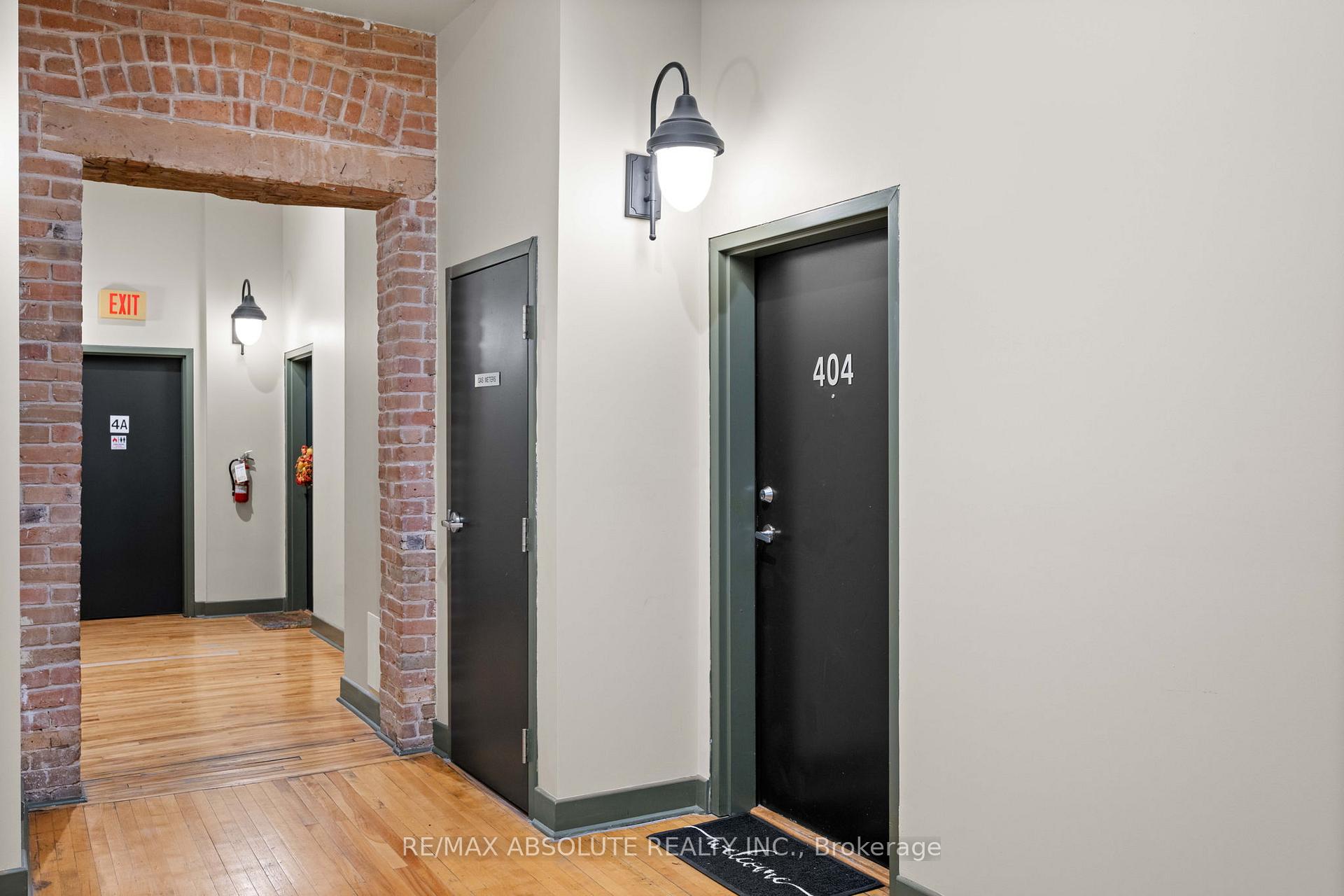 Photo 6 of Unit 404, 589 Rideau Street, Ottawa, Lower Town — HOMEH