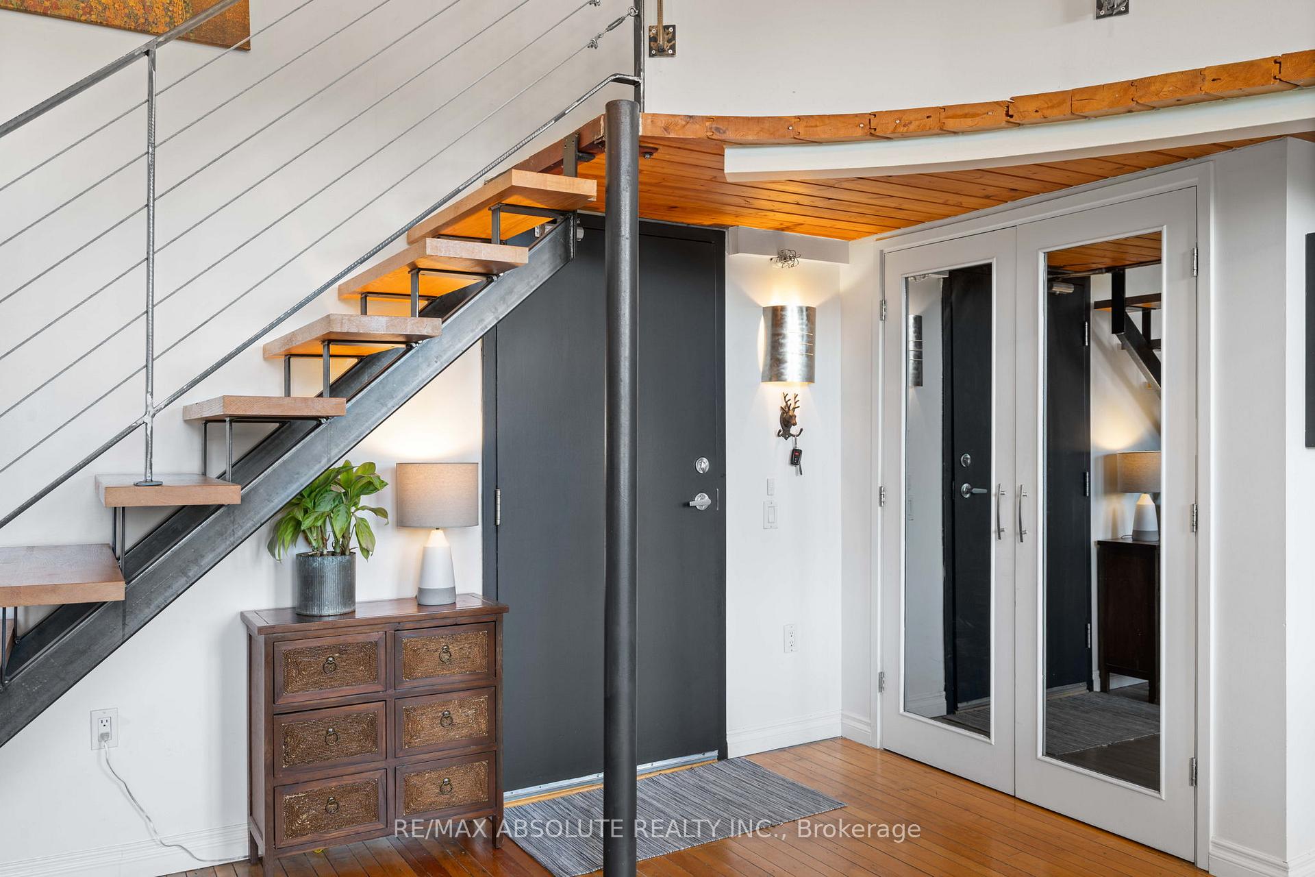 Photo 7 of Unit 404, 589 Rideau Street, Ottawa, Lower Town — HOMEH
