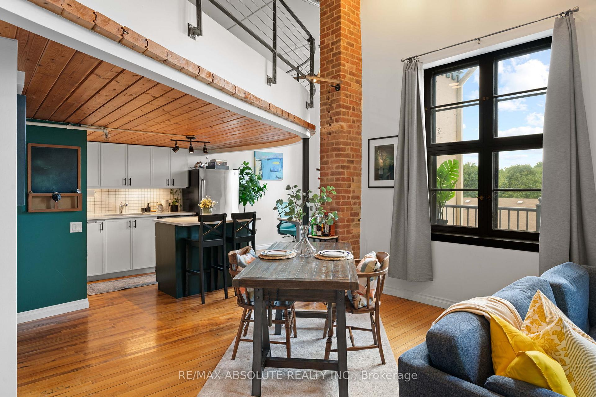 Photo 8 of Unit 404, 589 Rideau Street, Ottawa, Lower Town — HOMEH
