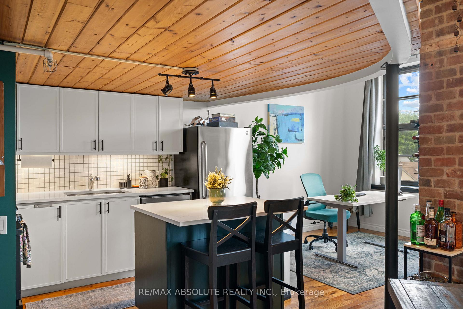 Photo 13 of Unit 404, 589 Rideau Street, Ottawa, Lower Town — HOMEH