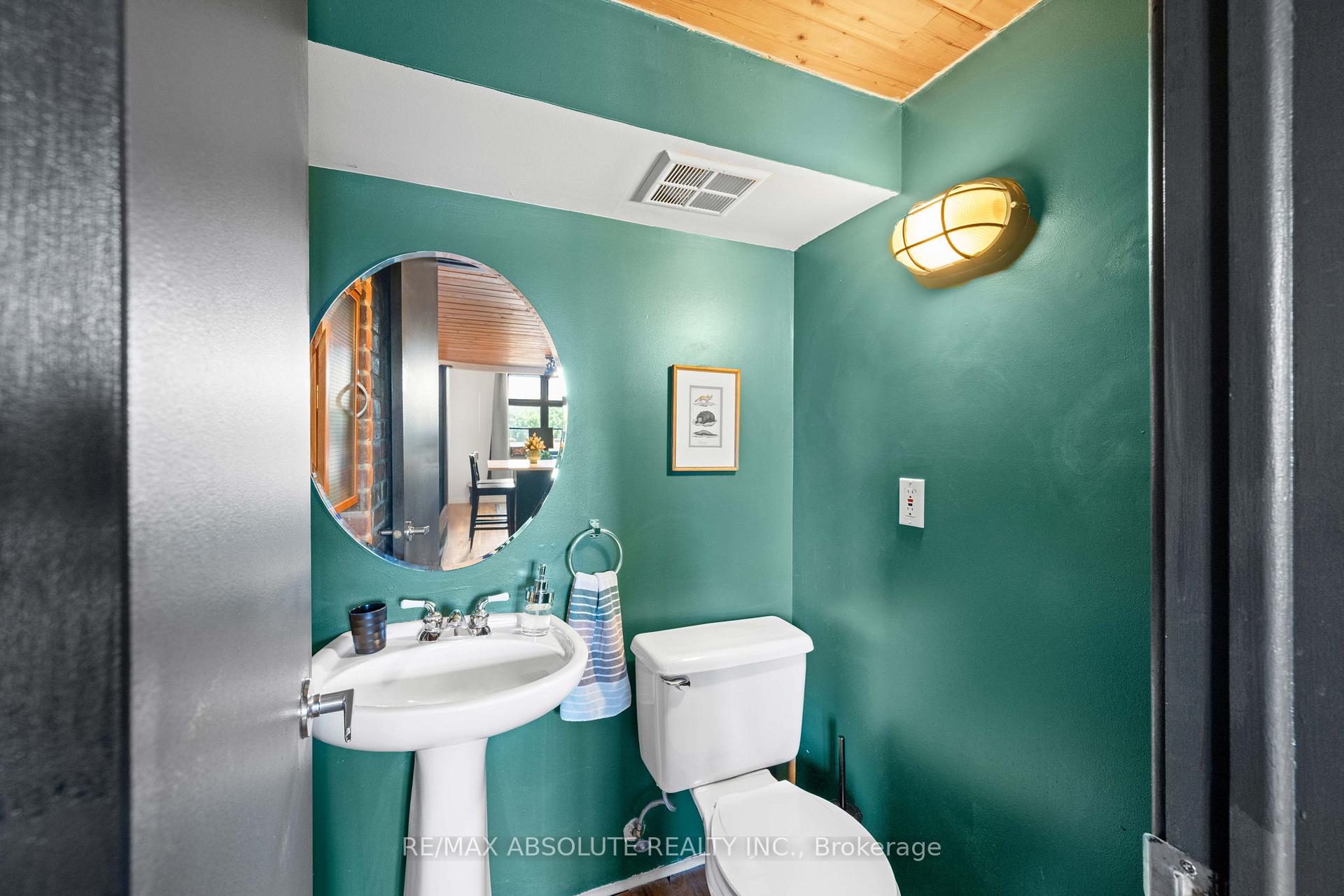 Photo 17 of Unit 404, 589 Rideau Street, Ottawa, Lower Town — HOMEH