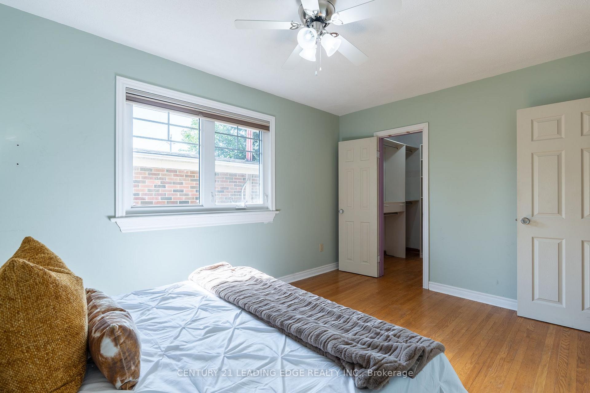 Photo 17 of 18 Horizon Crescent, Scarborough, Tam O'Shanter-Sullivan — HOMEH