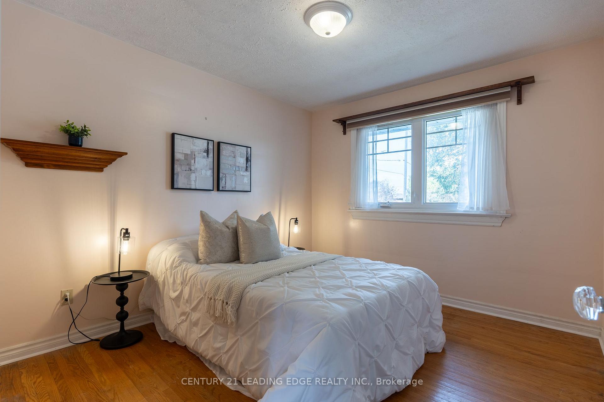 Photo 20 of 18 Horizon Crescent, Scarborough, Tam O'Shanter-Sullivan — HOMEH