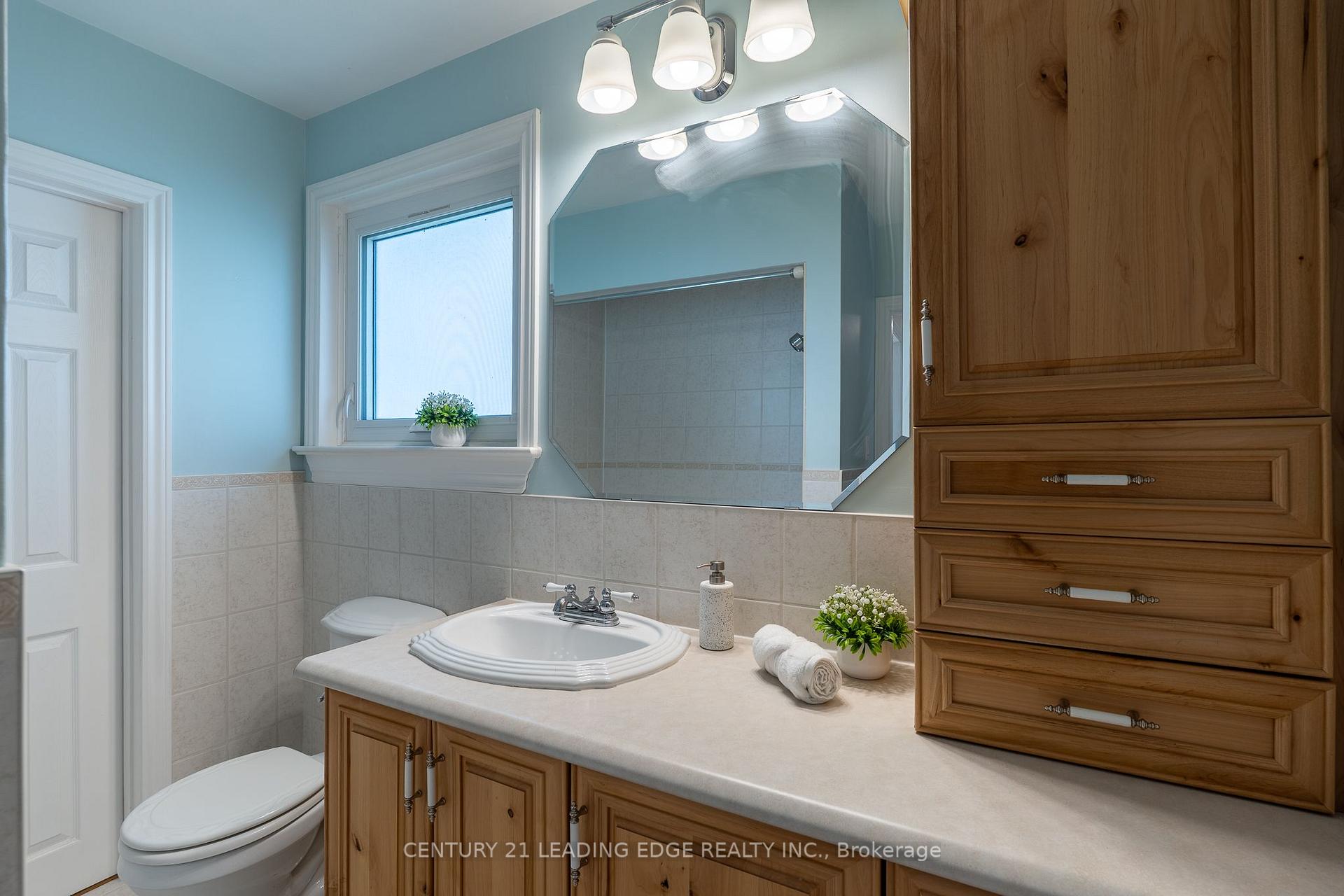 Photo 21 of 18 Horizon Crescent, Scarborough, Tam O'Shanter-Sullivan — HOMEH
