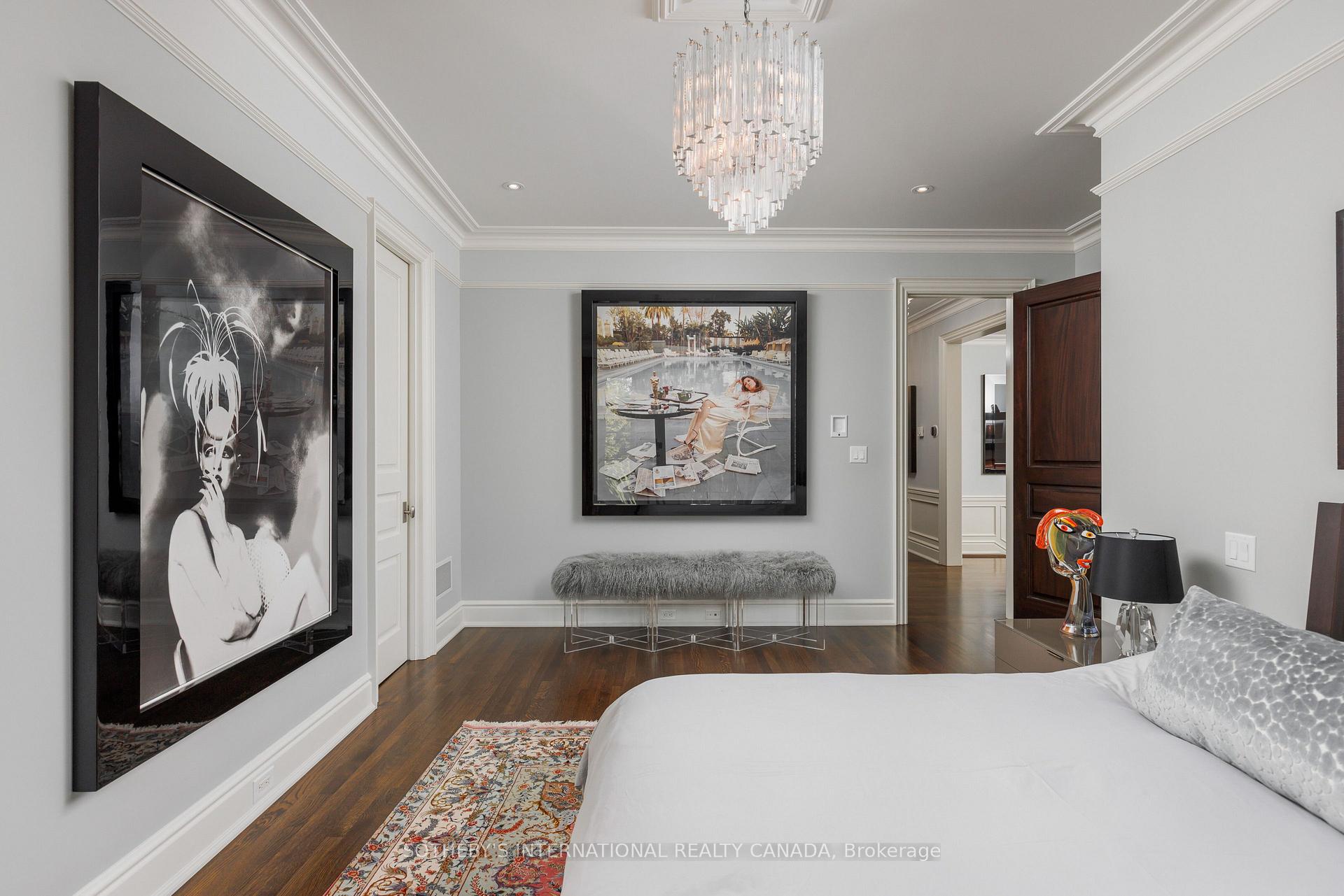 Photo 31 of 29 Edgehill Road, Etobicoke, Edenbridge-Humber Valley — HOMEH
