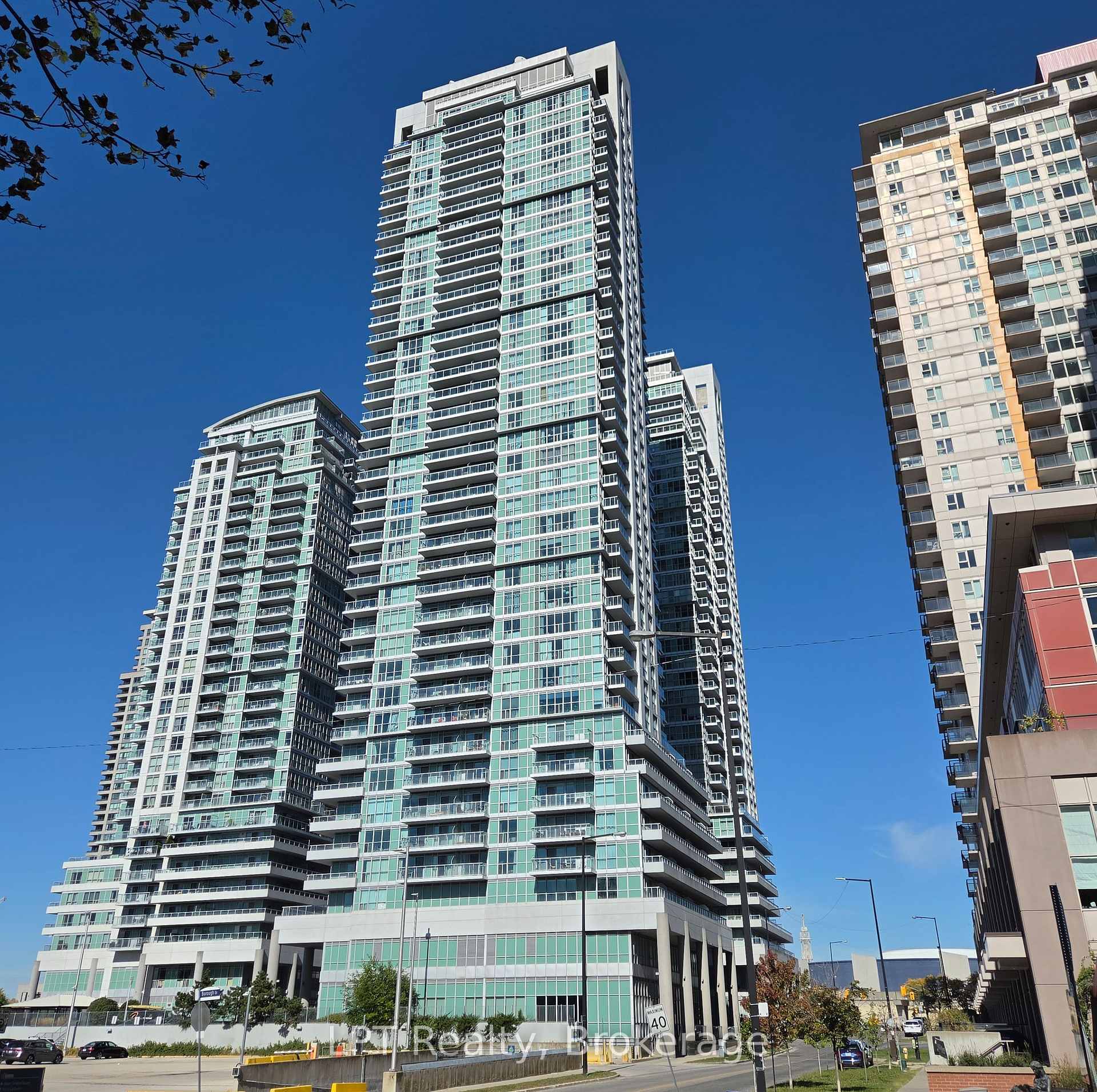 Photo of Unit 1504, 50 Town Centre Court