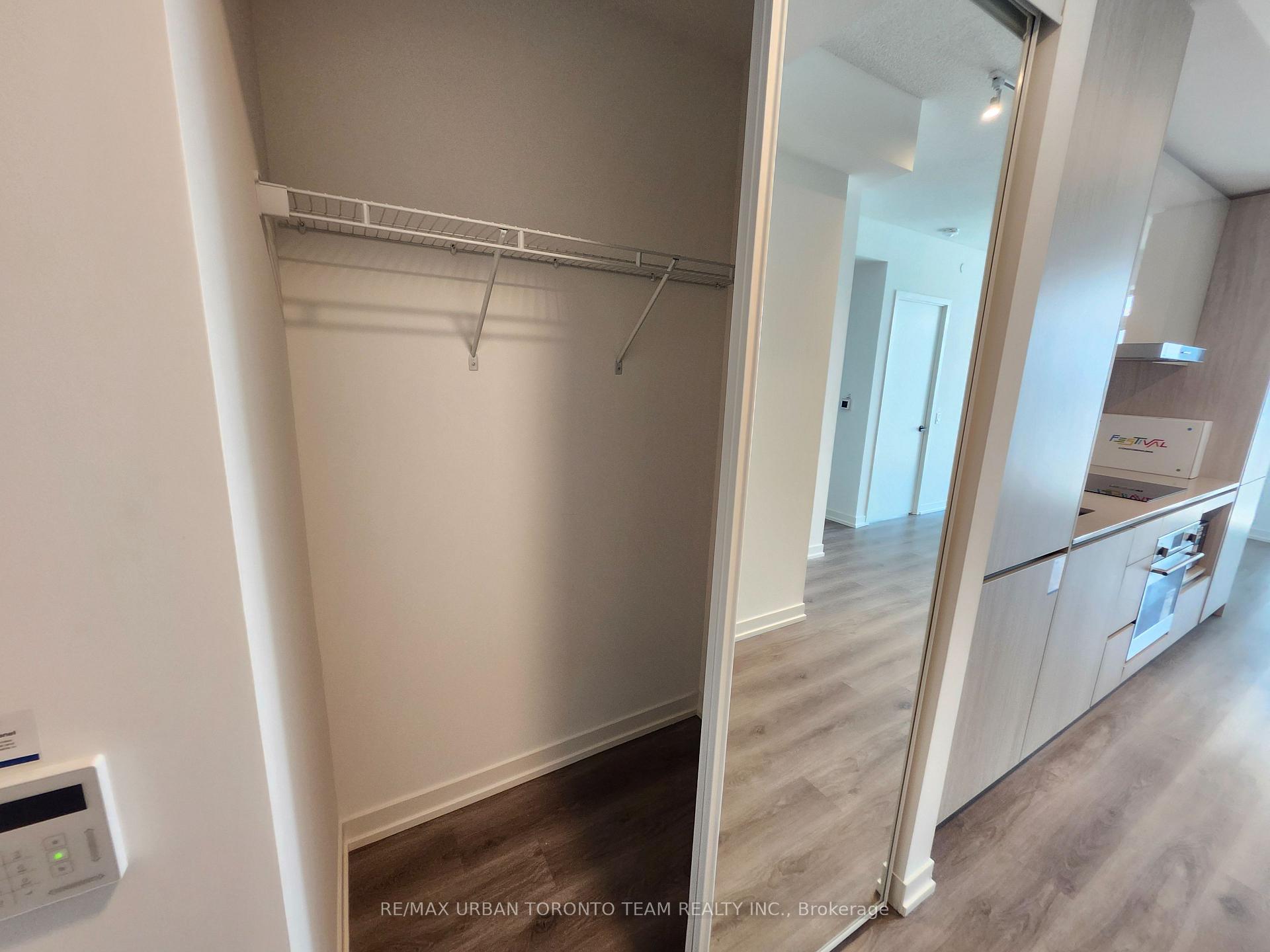 Photo 10 of Unit 521, 28 Interchange Way, Vaughan, Vaughan Corporate Centre — HOMEH