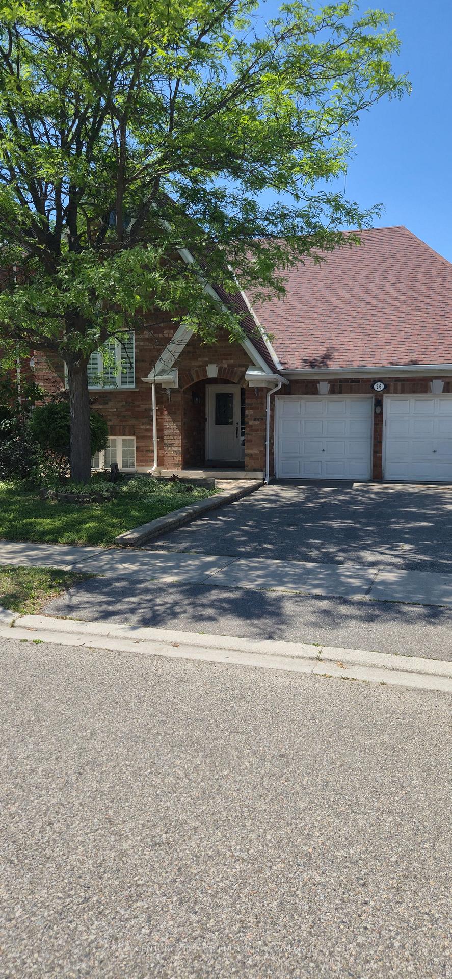 Photo 2 of 26 Rushbrook Drive, Brampton, Vales of Castlemore — HOMEH