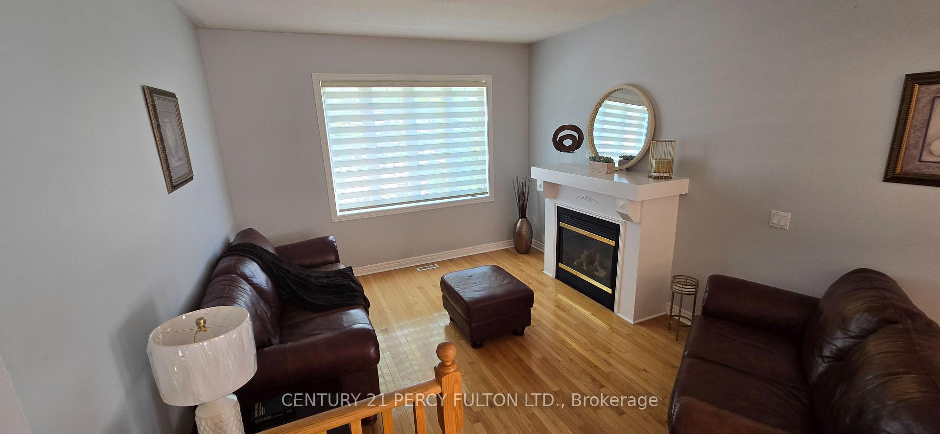 Photo 5 of 26 Rushbrook Drive, Brampton, Vales of Castlemore — HOMEH