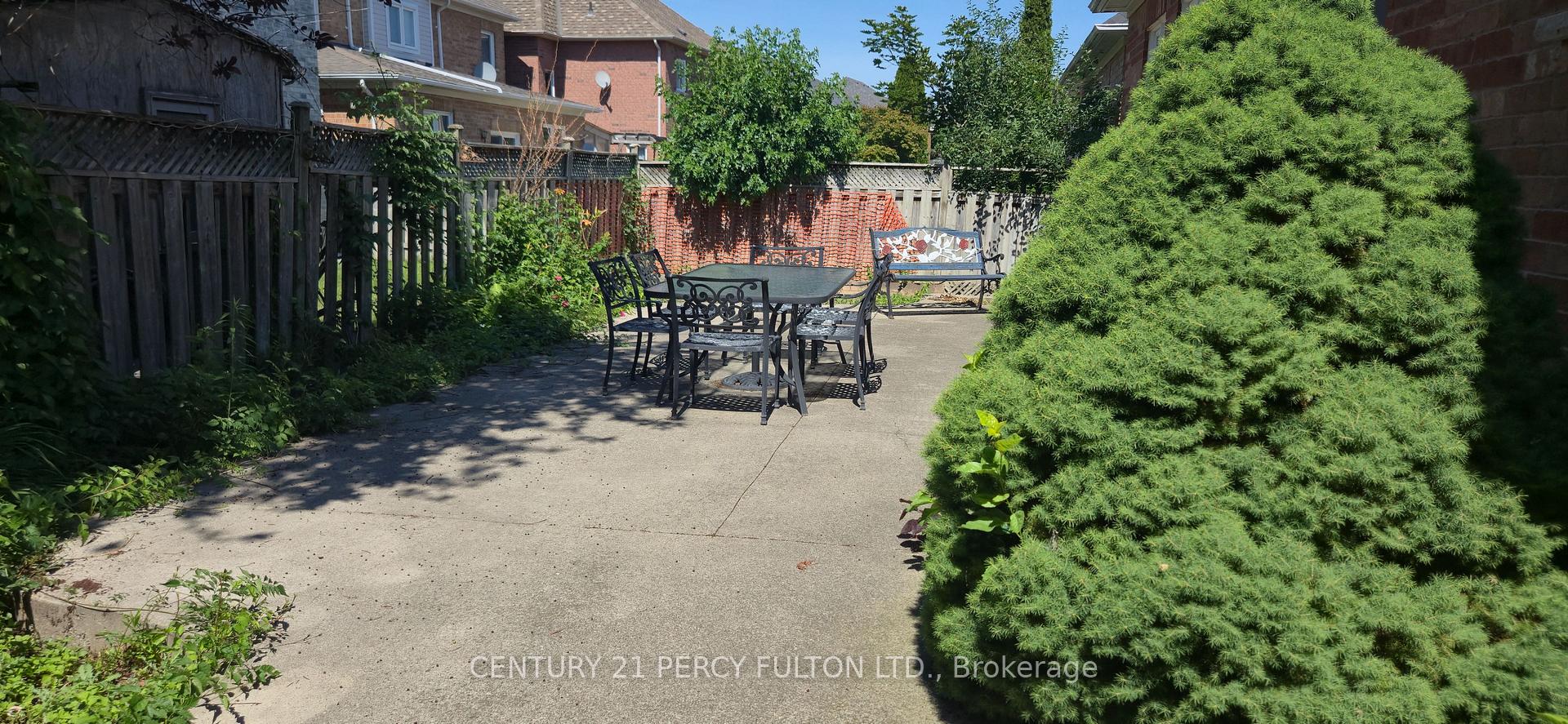 Photo 23 of 26 Rushbrook Drive, Brampton, Vales of Castlemore — HOMEH