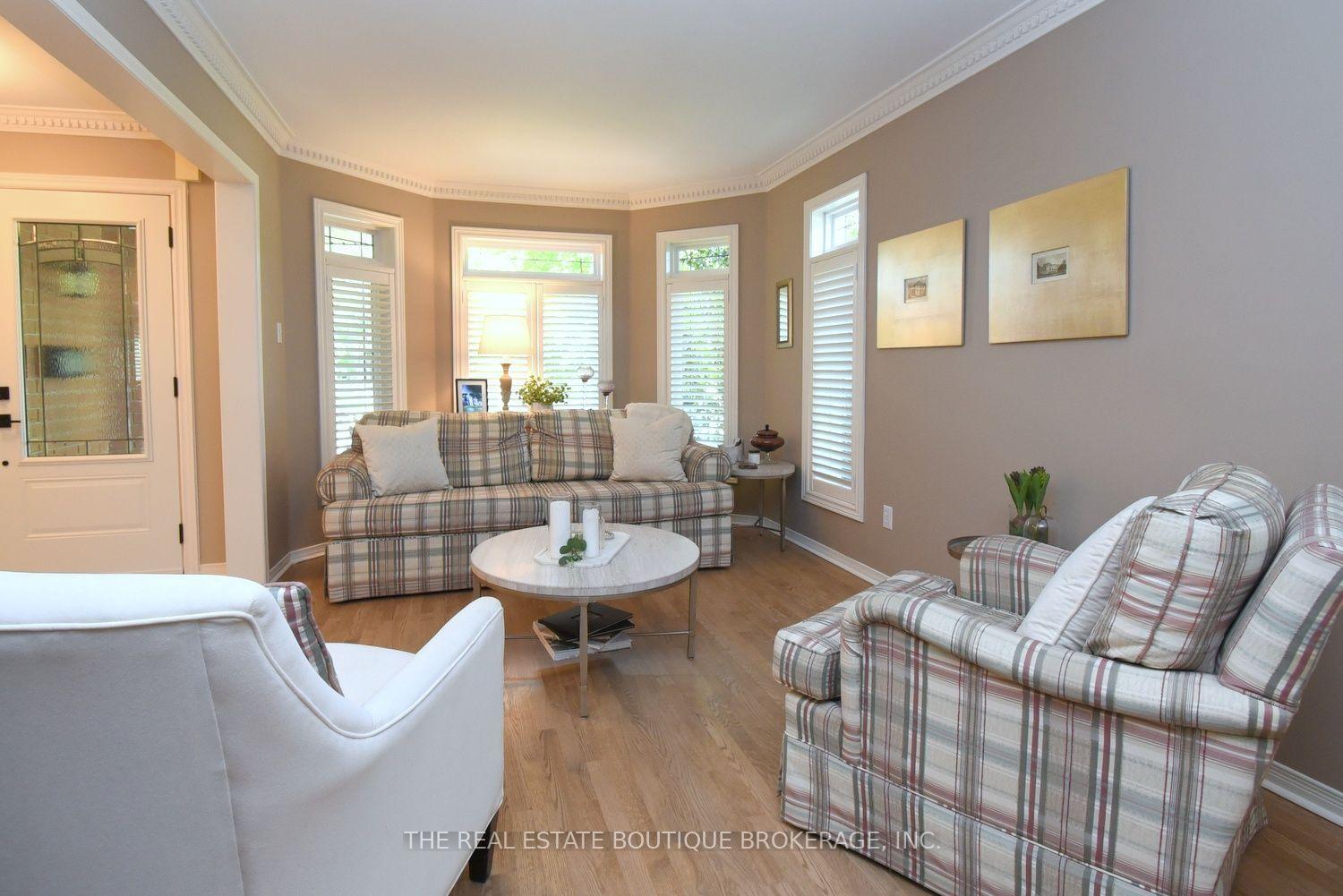 Photo 9 of 470 Amanda Crescent, Burlington, Appleby — HOMEH