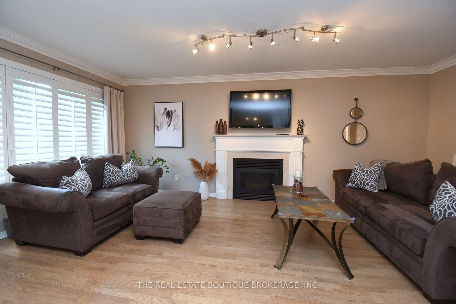 Photo 15 of 470 Amanda Crescent, Burlington, Appleby — HOMEH