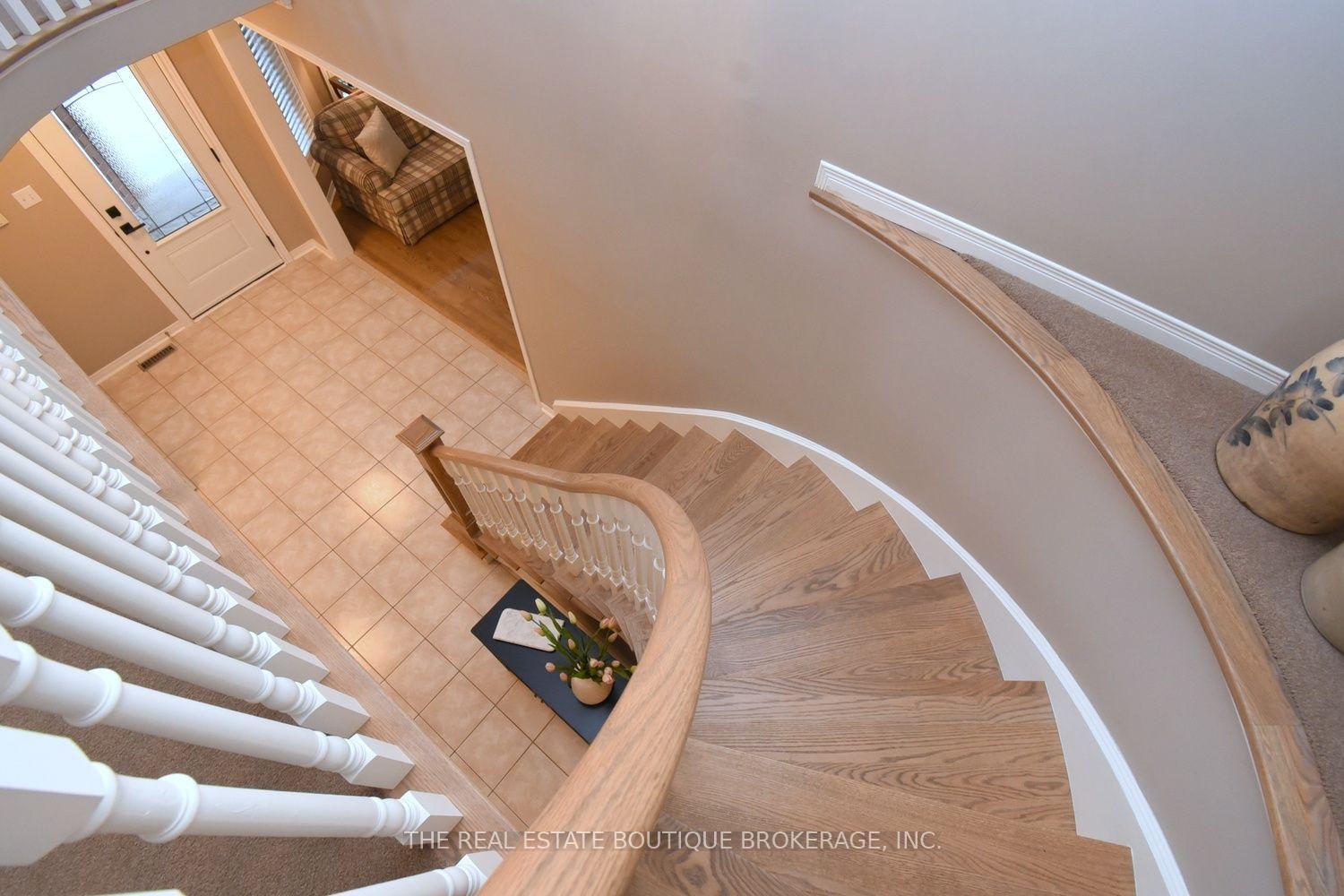 Photo 18 of 470 Amanda Crescent, Burlington, Appleby — HOMEH