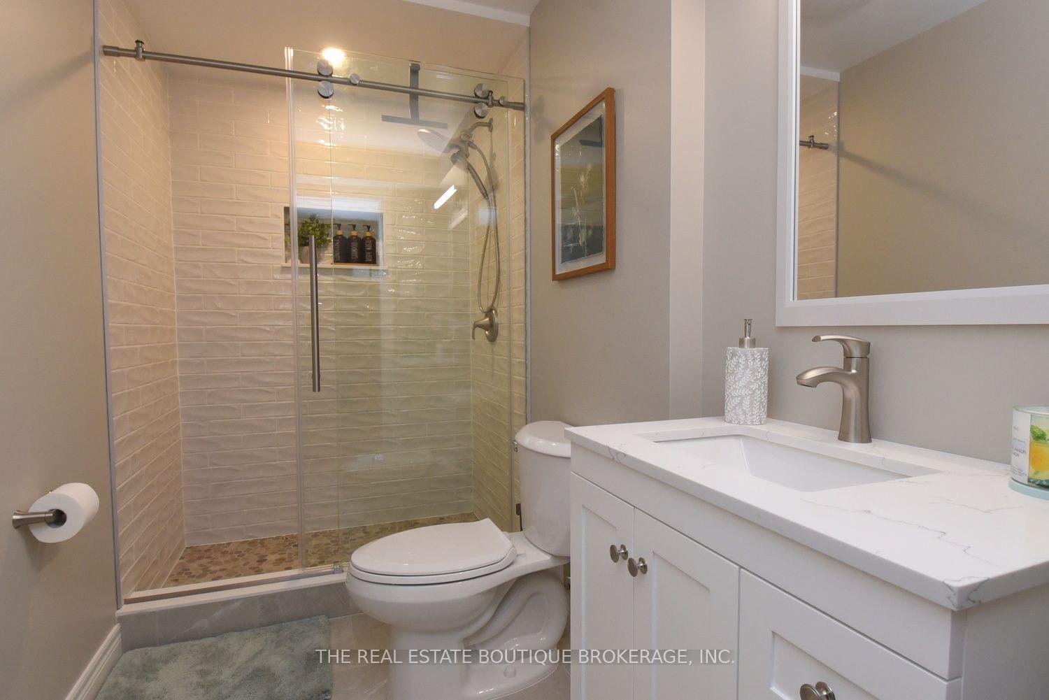 Photo 35 of 470 Amanda Crescent, Burlington, Appleby — HOMEH