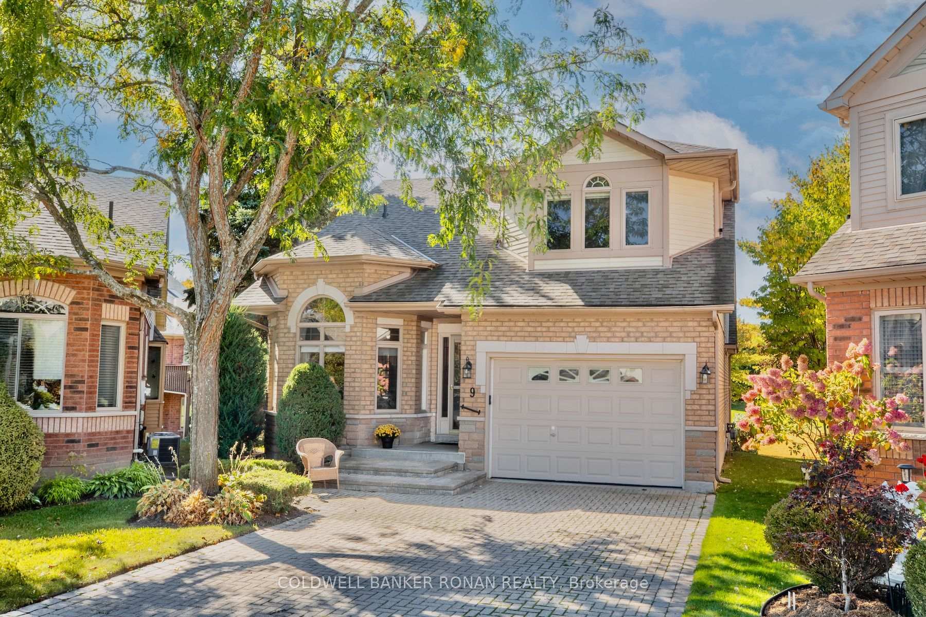 Photo 3 of 9 Fortuna Circle, New Tecumseth, Alliston — HOMEH