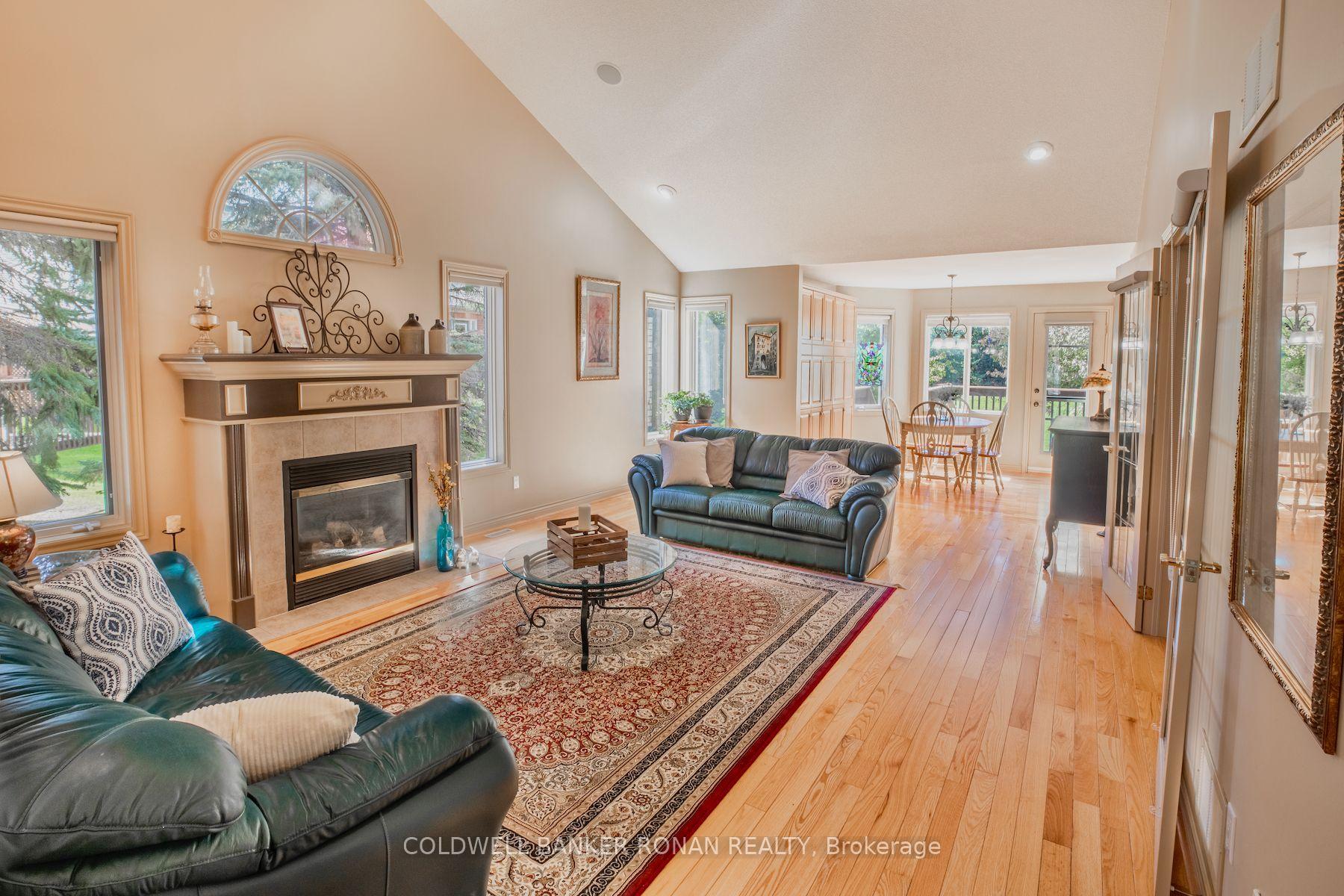 Photo 11 of 9 Fortuna Circle, New Tecumseth, Alliston — HOMEH