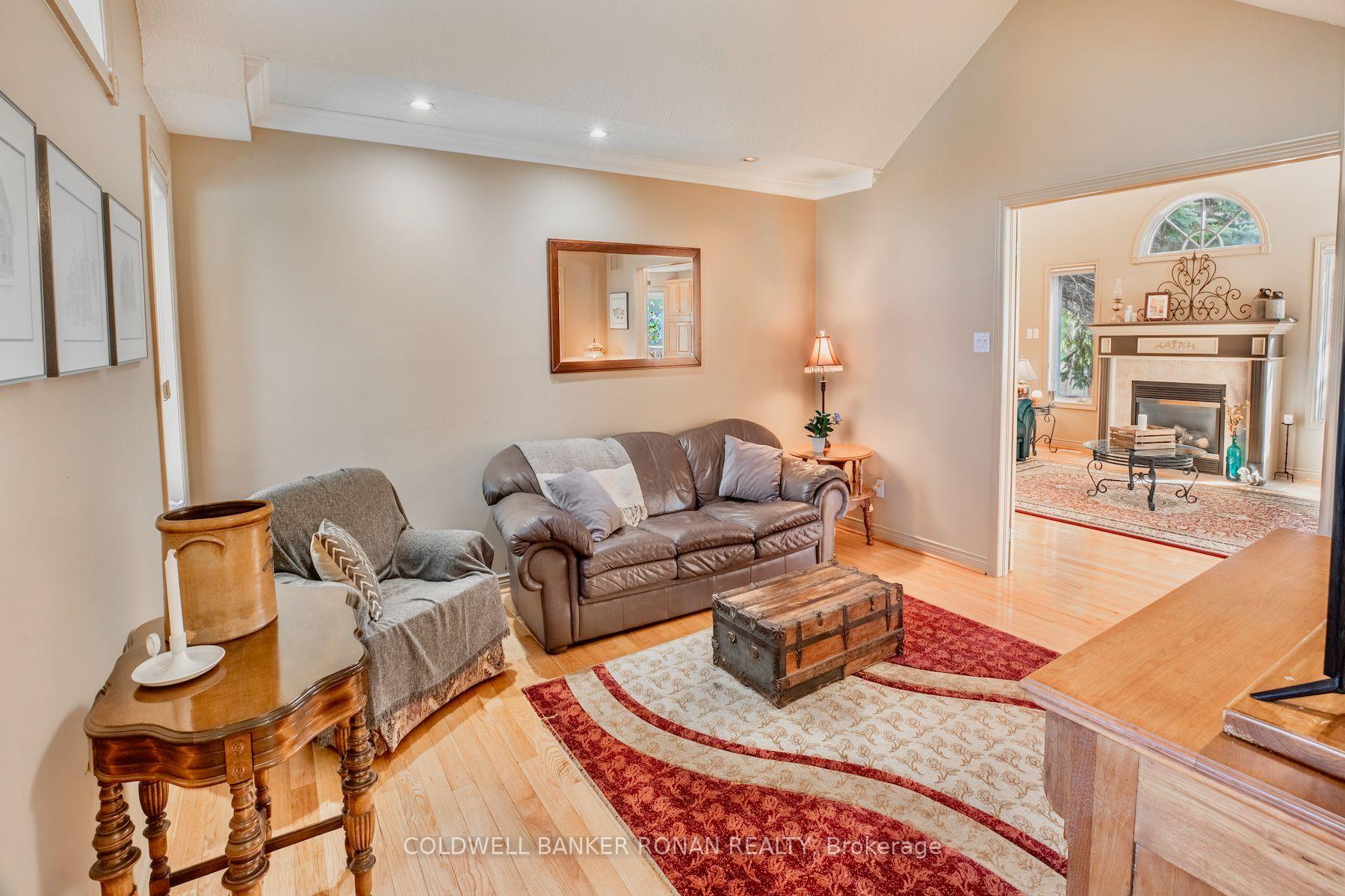 Photo 16 of 9 Fortuna Circle, New Tecumseth, Alliston — HOMEH
