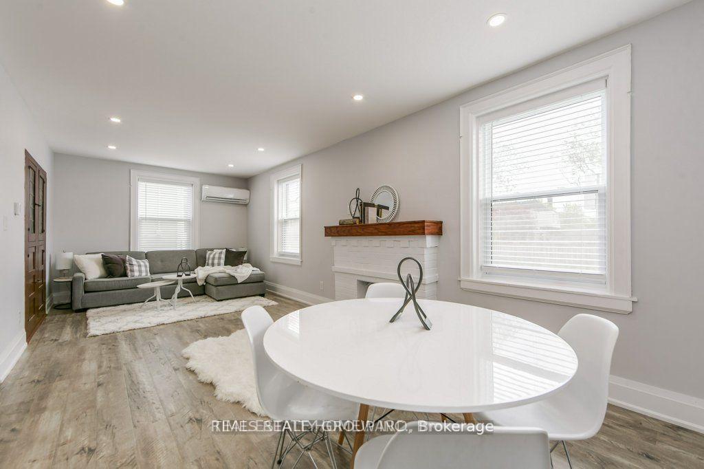 Photo of Unit 1, 1492 Dundas Street E