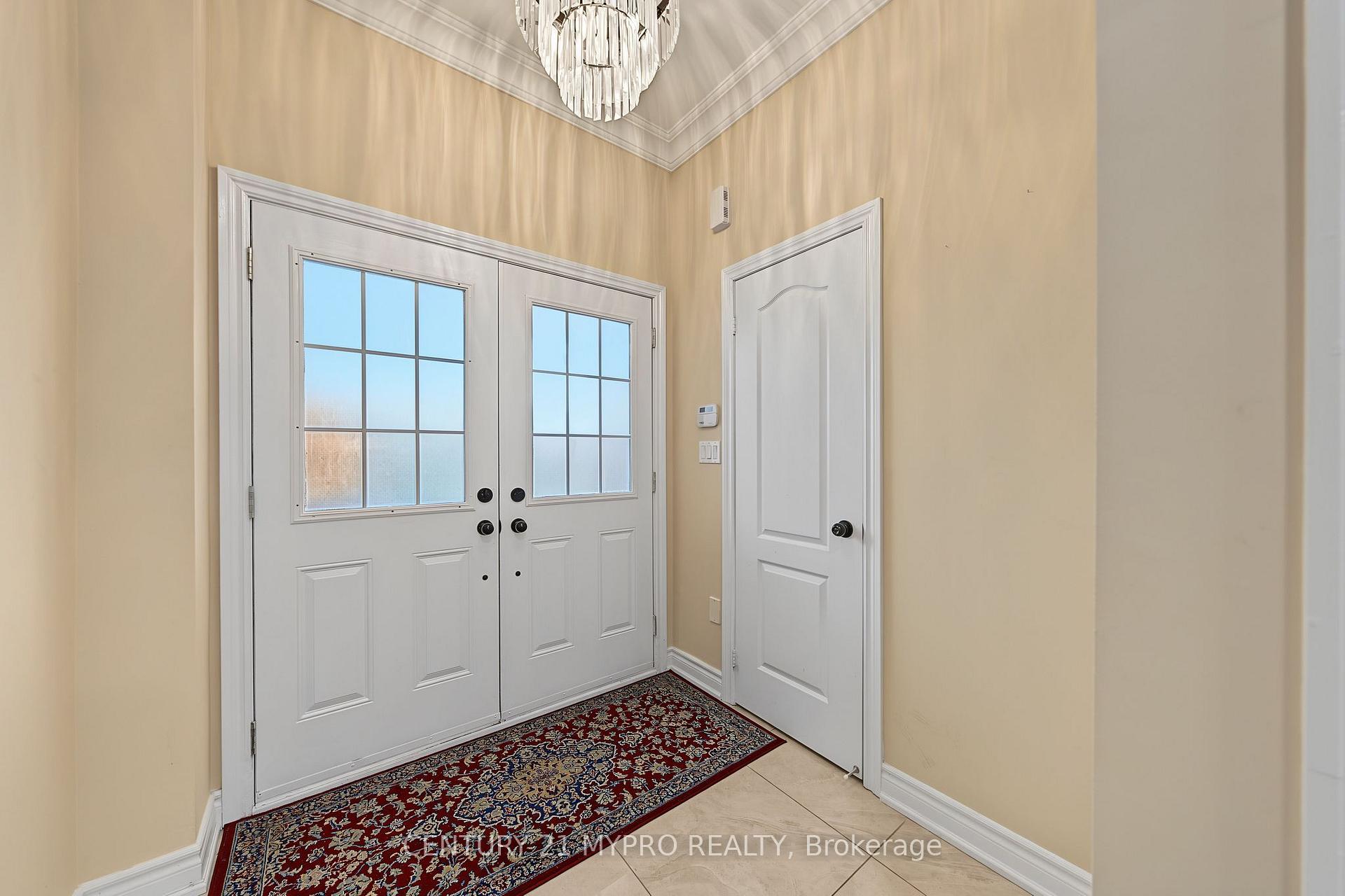 Photo 3 of 1371 Kestell Boulevard, Oakville, Joshua Creek — HOMEH