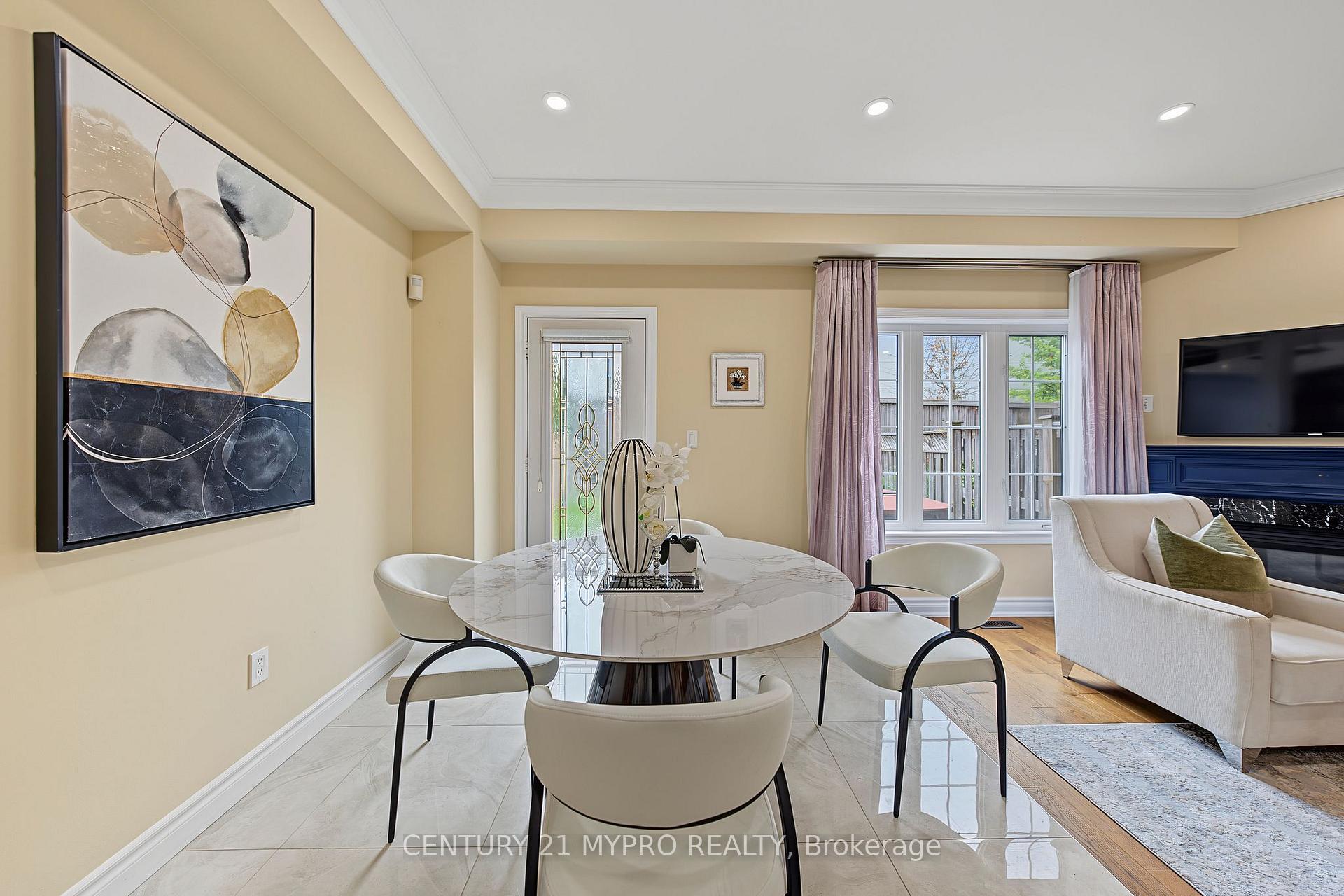 Photo 12 of 1371 Kestell Boulevard, Oakville, Joshua Creek — HOMEH