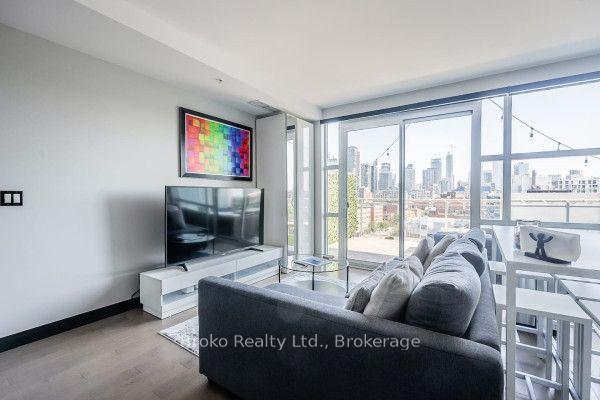 Photo 5 of Unit PH03, 10 Willison Square, Toronto, Kensington-Chinatown — HOMEH