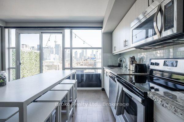 Photo 12 of Unit PH03, 10 Willison Square, Toronto, Kensington-Chinatown — HOMEH