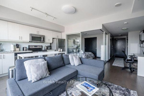 Photo 13 of Unit PH03, 10 Willison Square, Toronto, Kensington-Chinatown — HOMEH