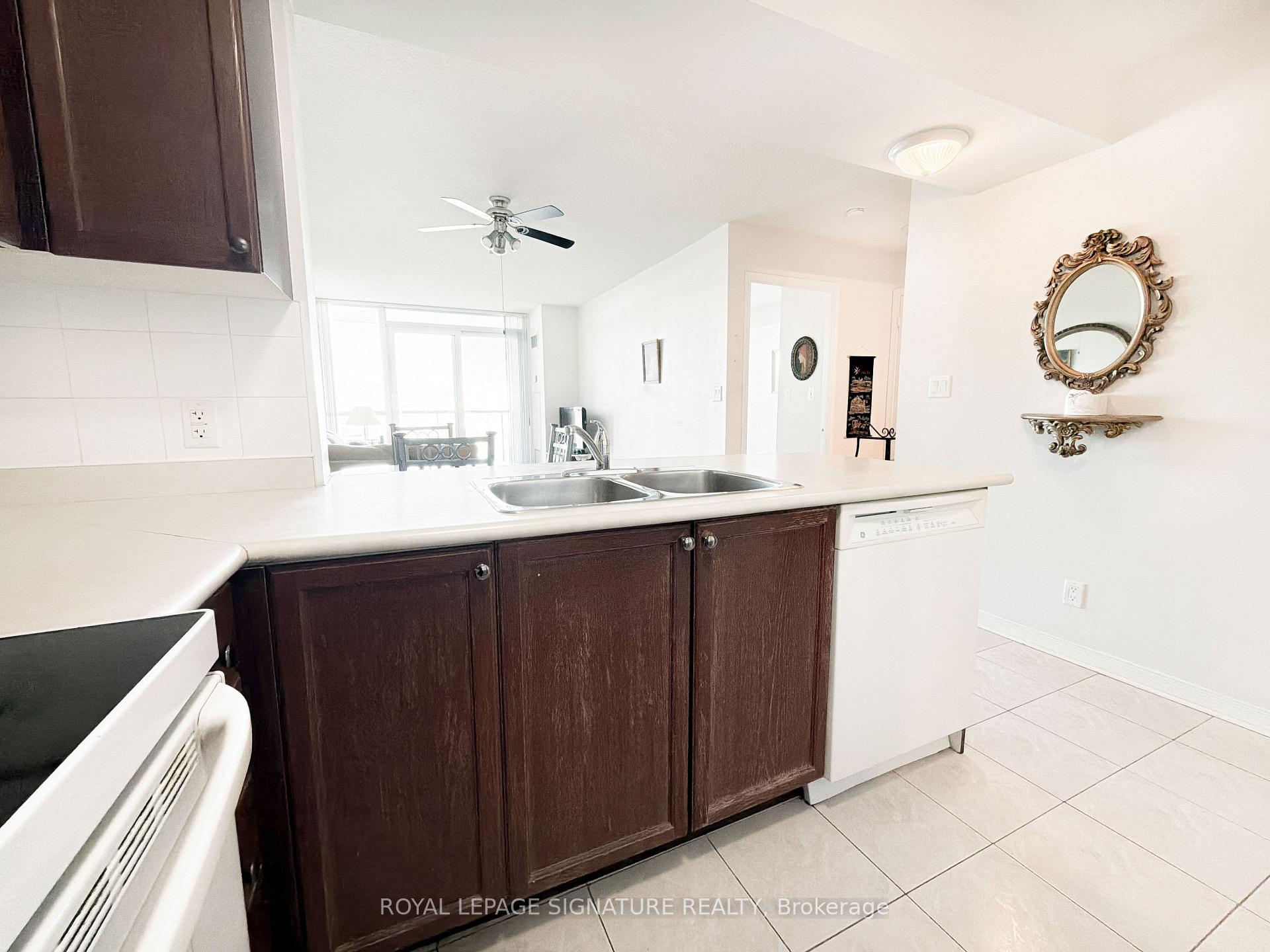 Photo 73 of Unit 902, 4879 Kimbermount Avenue, Mississauga, Central Erin Mills — HOMEH