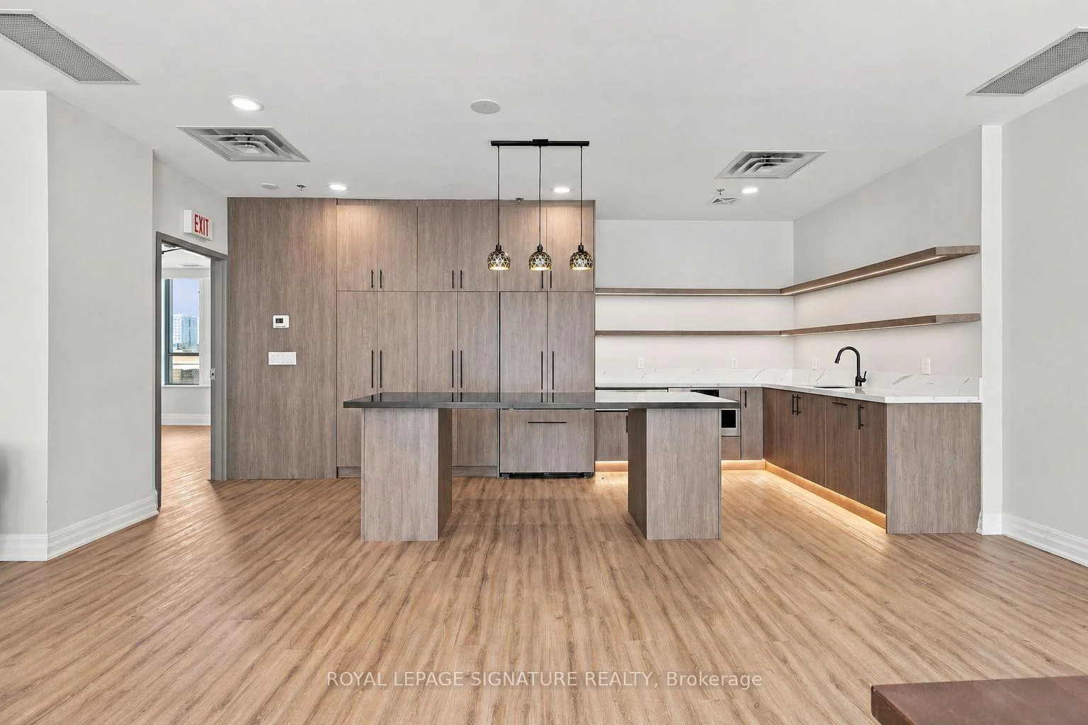 Photo 30 of Unit 902, 4879 Kimbermount Avenue, Mississauga, Central Erin Mills — HOMEH