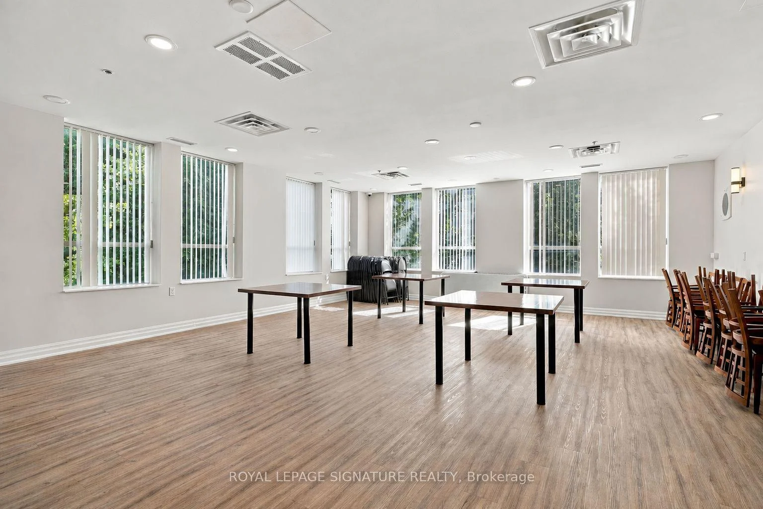 Photo 32 of Unit 902, 4879 Kimbermount Avenue, Mississauga, Central Erin Mills — HOMEH