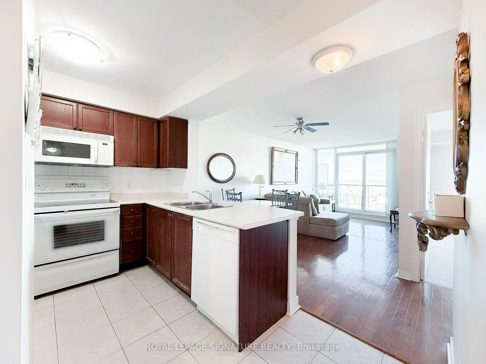 Photo 58 of Unit 902, 4879 Kimbermount Avenue, Mississauga, Central Erin Mills — HOMEH