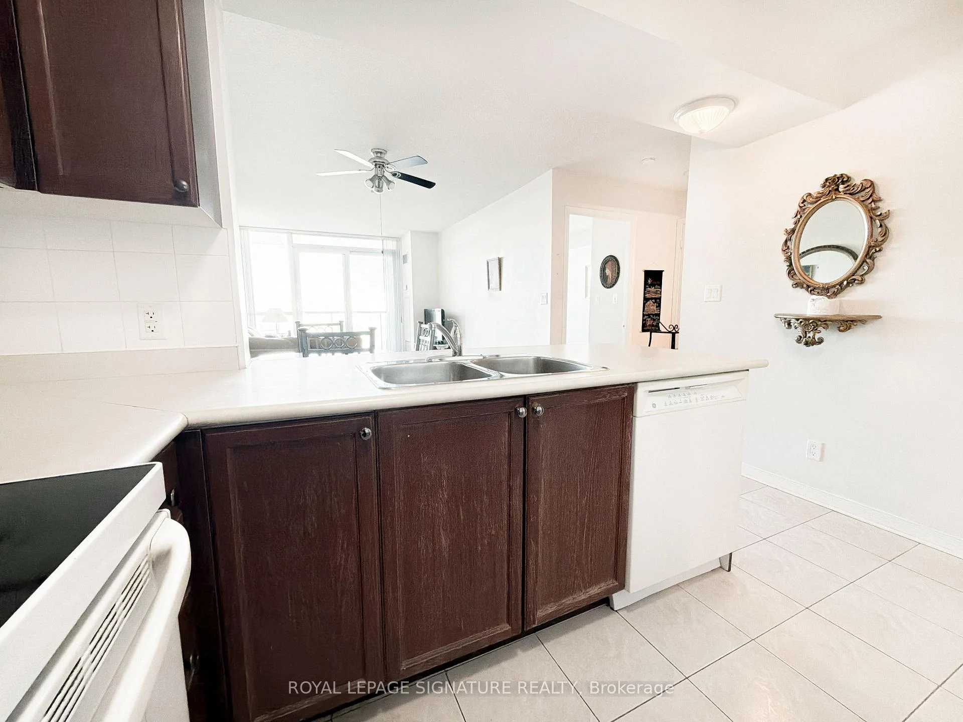 Photo 62 of Unit 902, 4879 Kimbermount Avenue, Mississauga, Central Erin Mills — HOMEH