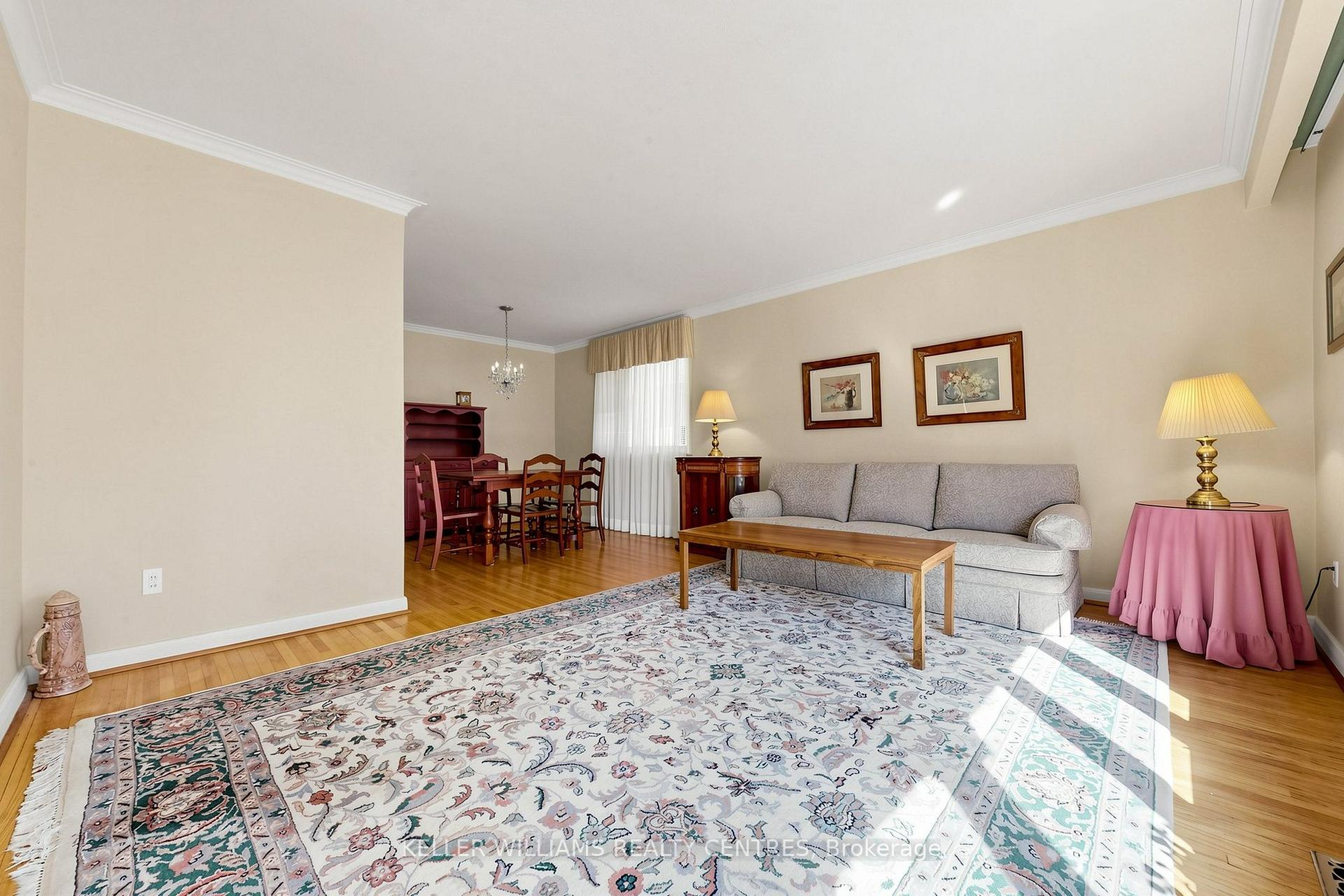 Photo 5 of 369 Osiris Drive, Richmond Hill, Crosby — HOMEH