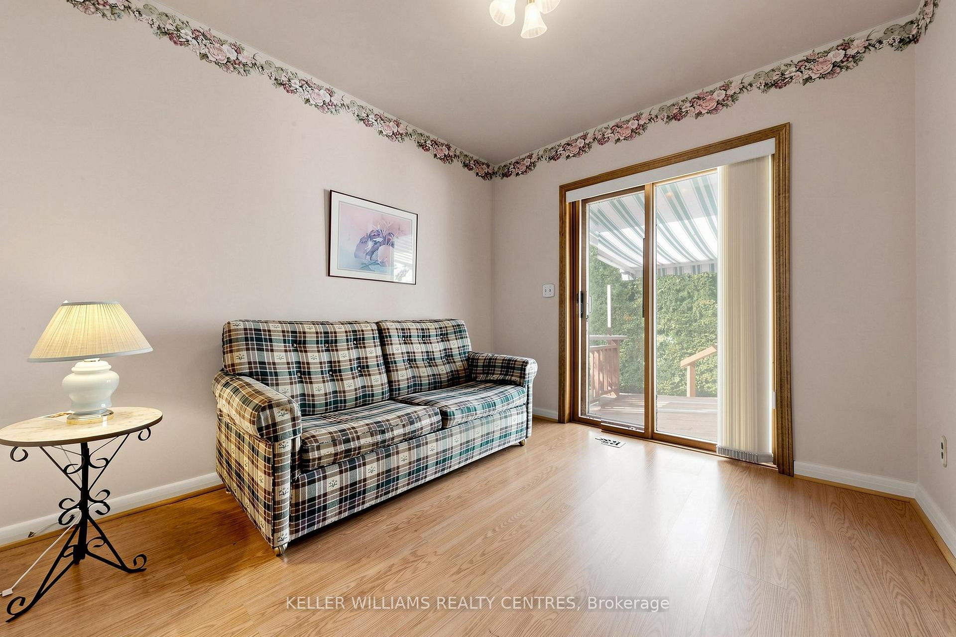Photo 13 of 369 Osiris Drive, Richmond Hill, Crosby — HOMEH