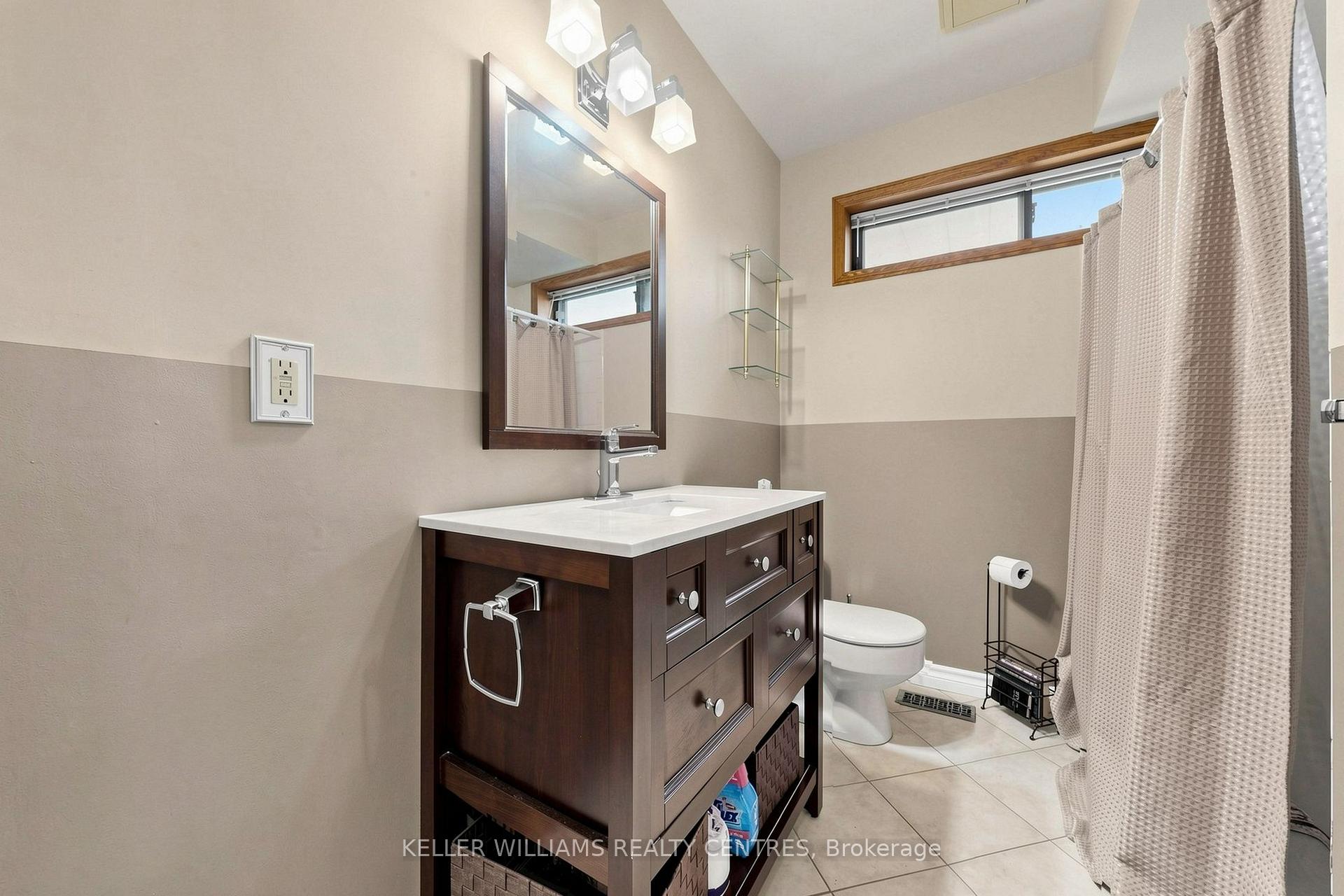 Photo 15 of 369 Osiris Drive, Richmond Hill, Crosby — HOMEH