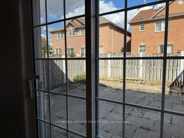 Photo 4 of 75 Crystalview Crescent, Brampton, Bram East — HOMEH