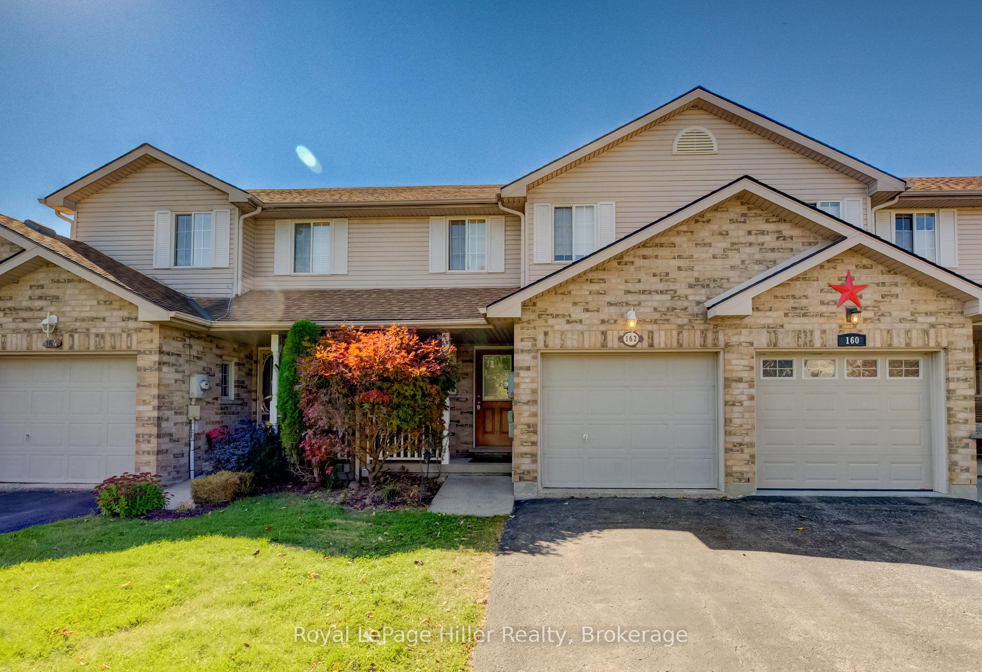 Photo of 162 Athlone Crescent