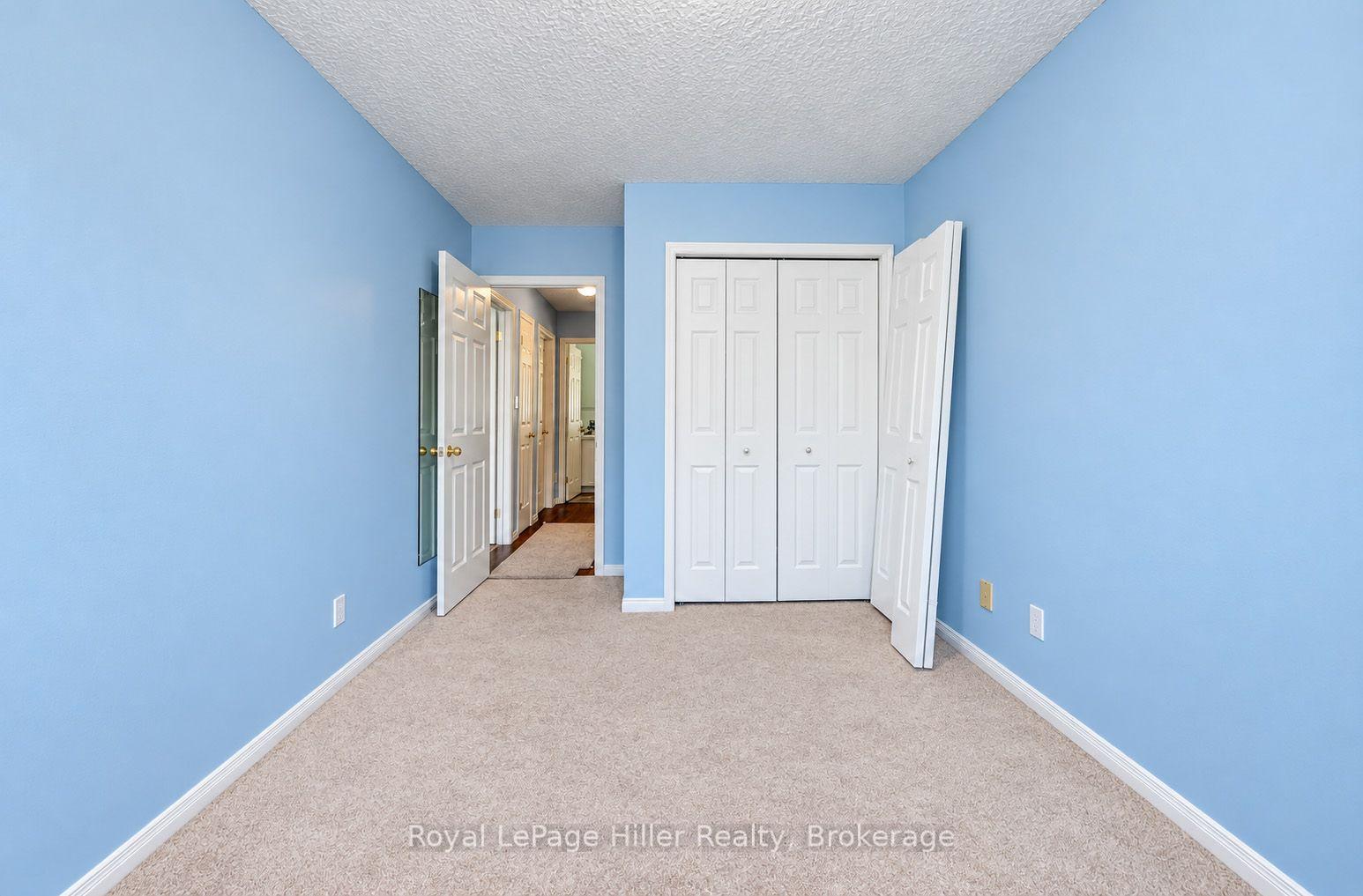 Photo 15 of 162 Athlone Crescent, Stratford — HOMEH