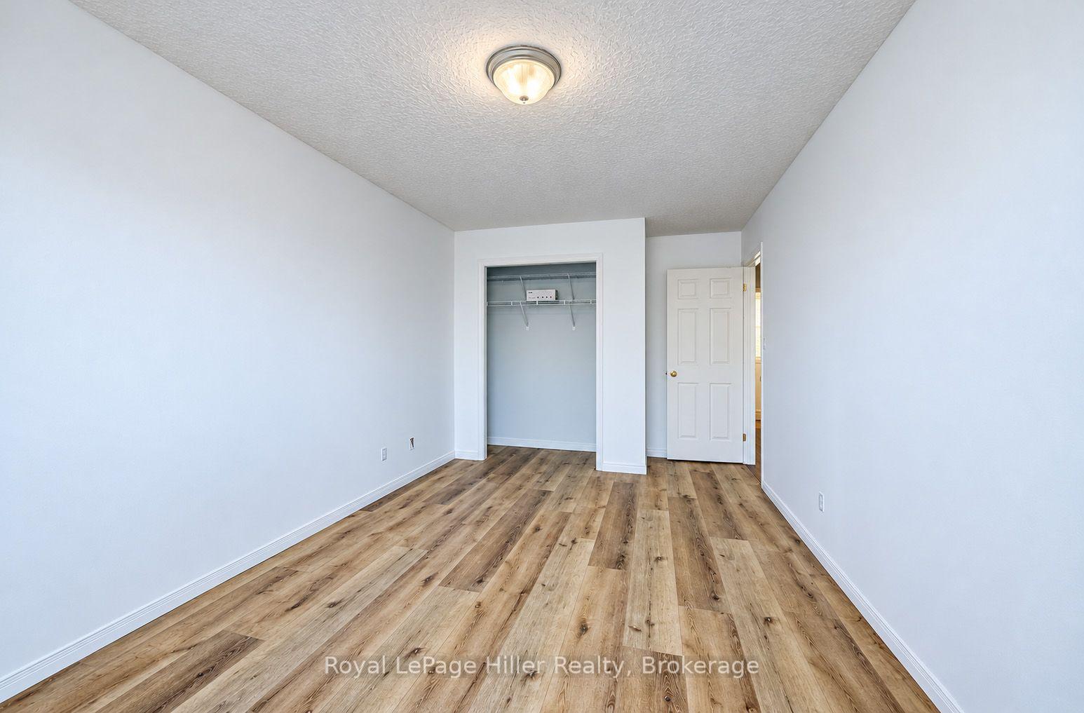 Photo 17 of 162 Athlone Crescent, Stratford — HOMEH